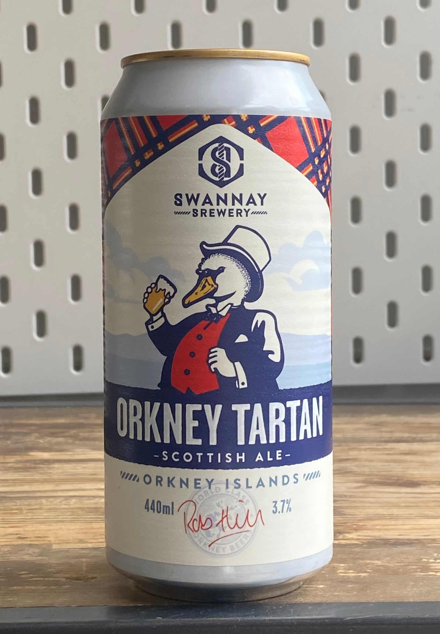 Swannay Orkney Tartan Scottish Ale at The Beerhive, Edinburgh. Free UK shipping.