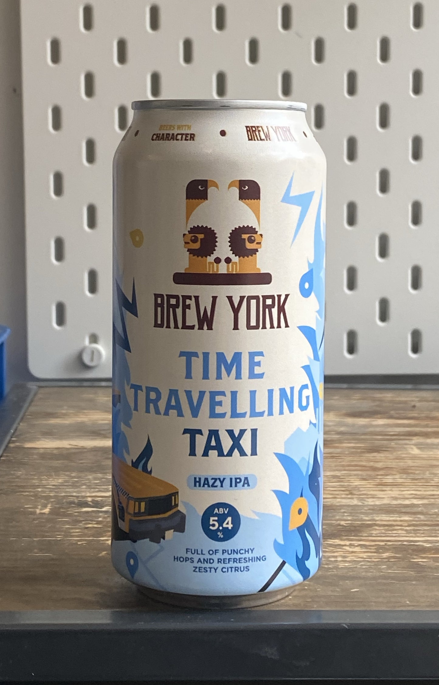 Brew York Time Travelling Taxi IPA at The Beerhive, Edinburgh. Free UK shipping.