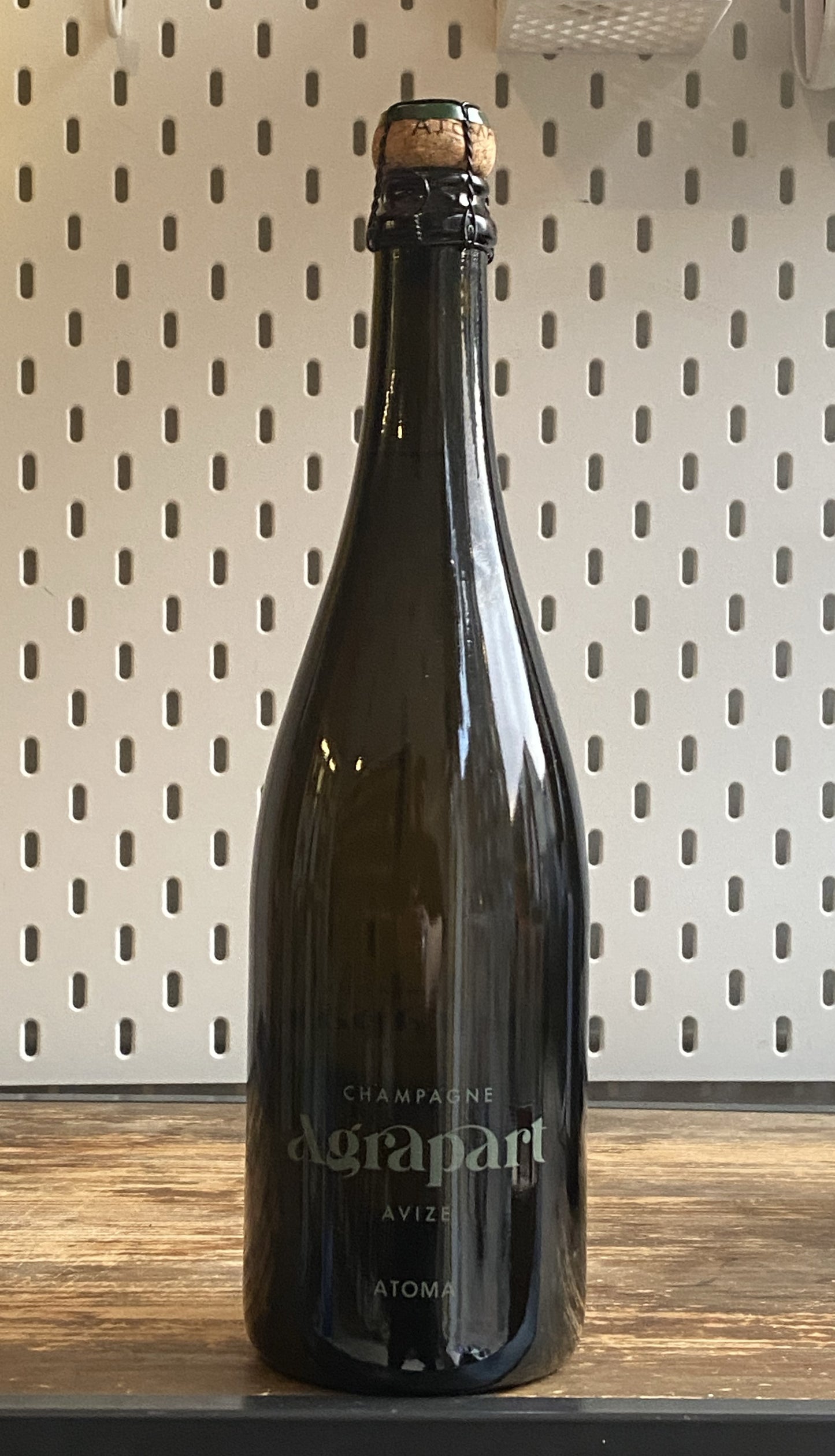 Champagne Agrapart Avize Atoma at The Beerhive, Edinburgh. Free UK shipping.