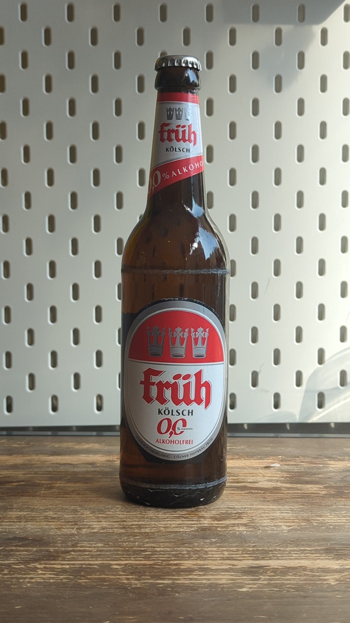 Fruh Kolsch 0.0% at The Beerhive, Edinburgh. Free UK shipping.