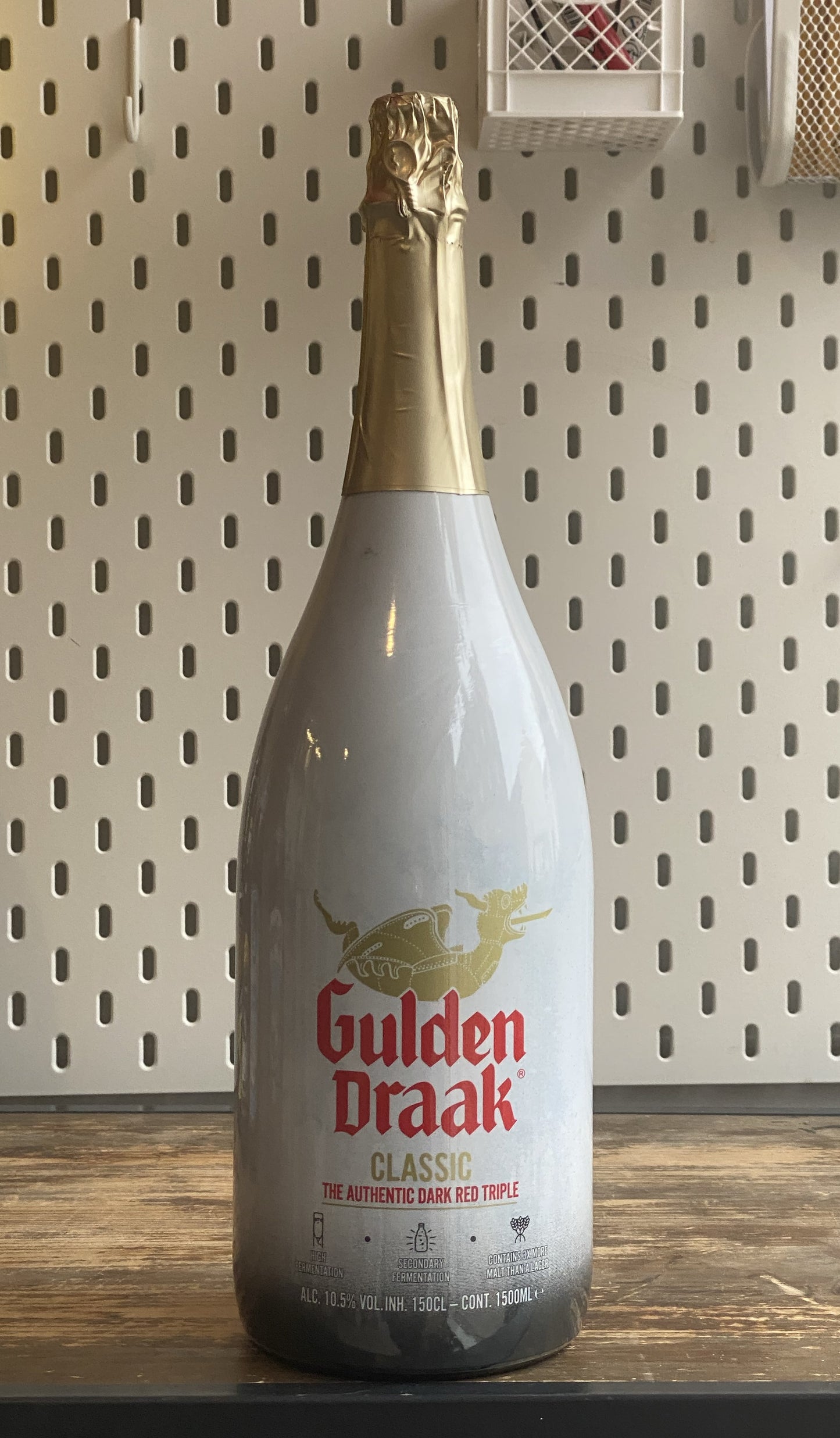 Gulden Draak Magnum at The Beerhive, Edinburgh. Free UK shipping.