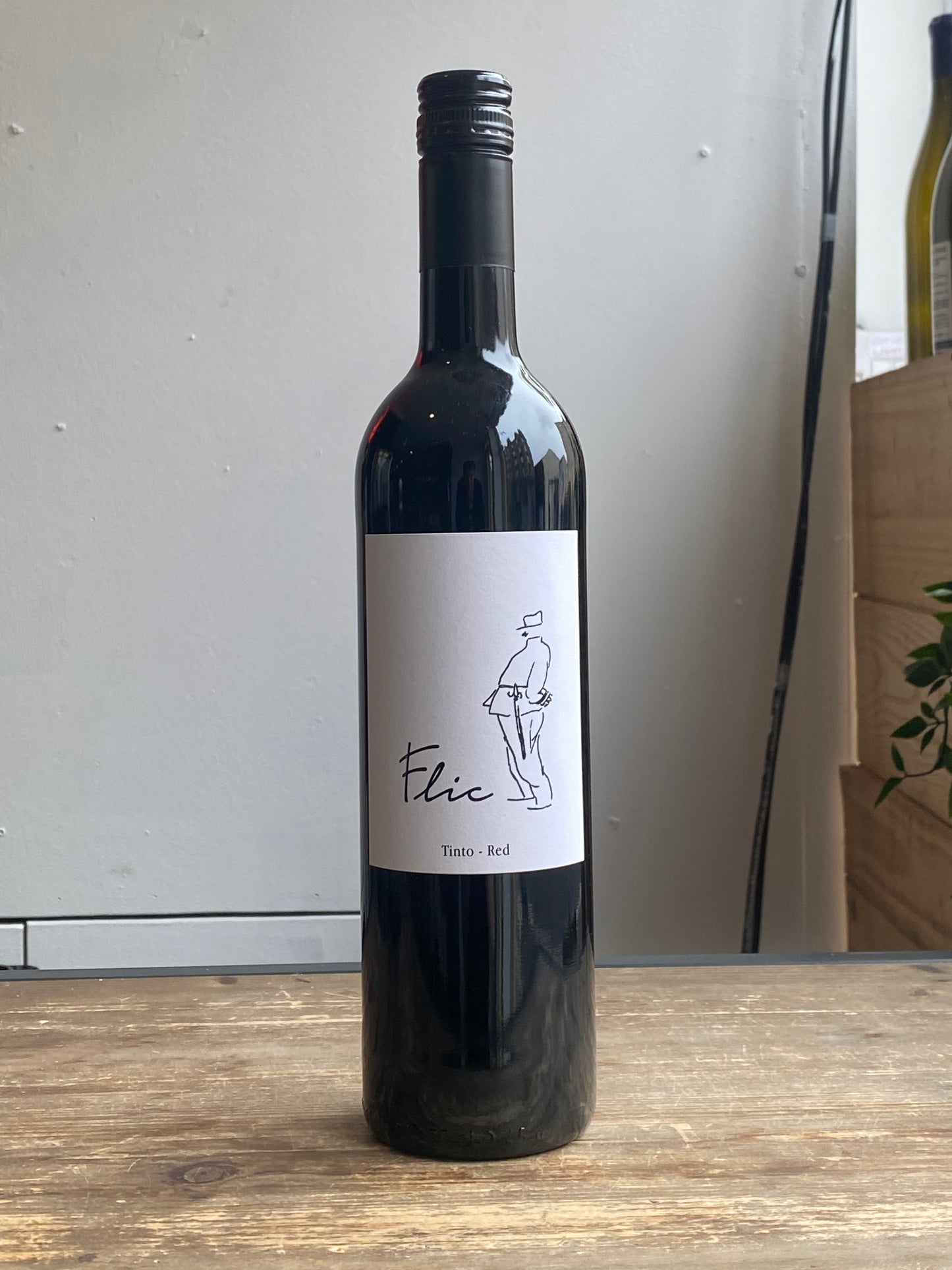Flic Red at The Beerhive, Edinburgh. Free UK shipping.