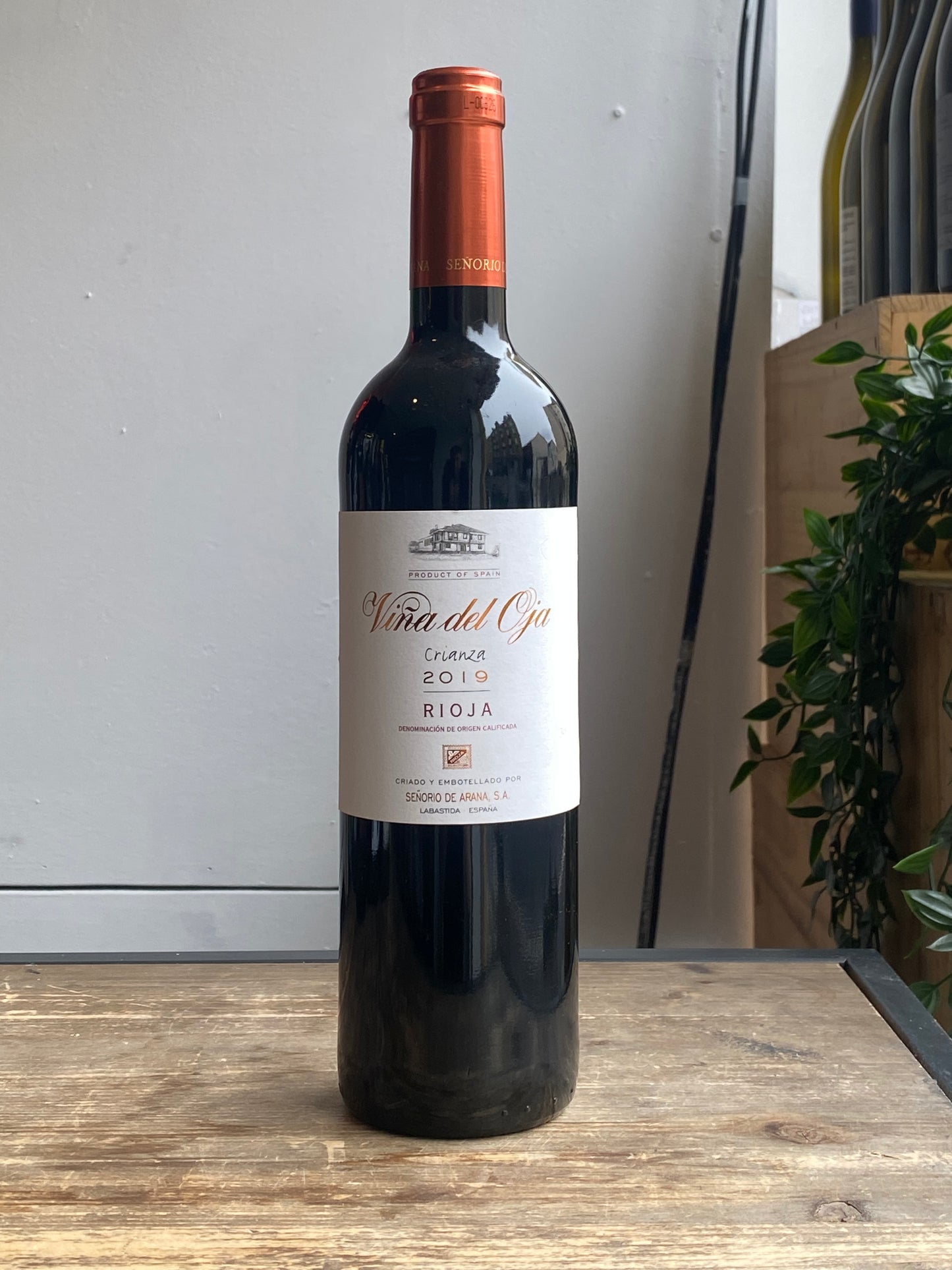 Vina Del Oja Crianza Rioja at The Beerhive, Edinburgh. Free UK shipping.
