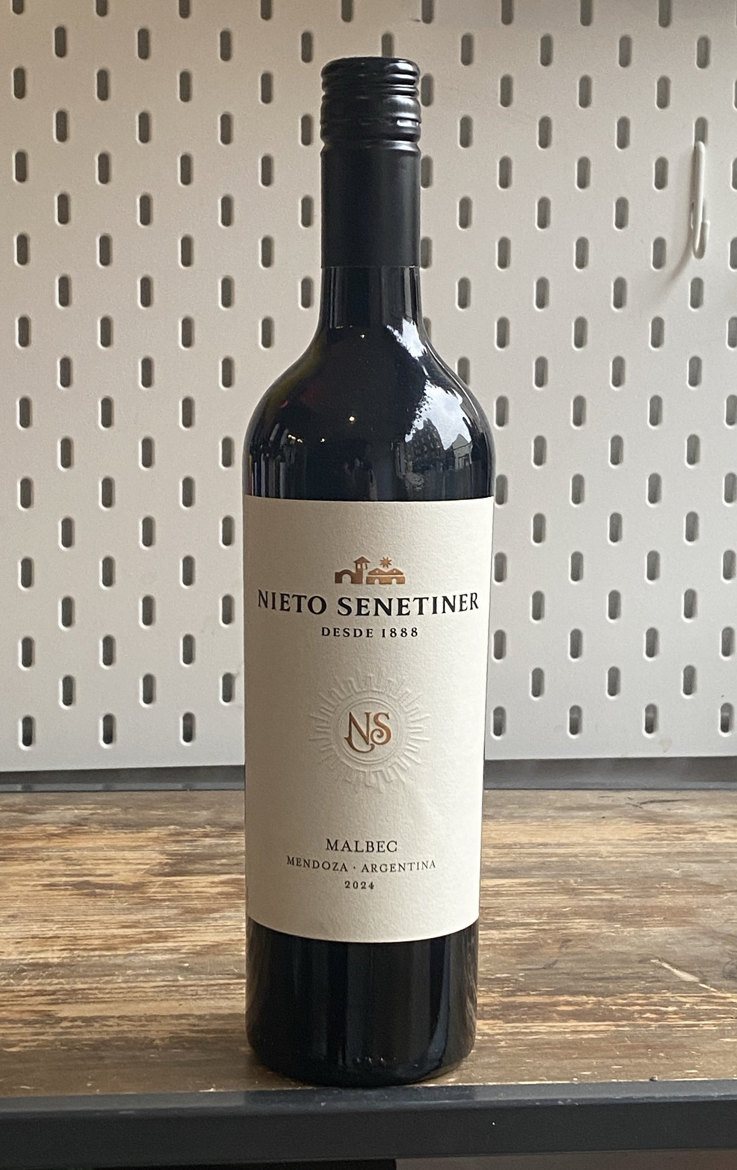 Nieto Malbec, Luján de Cuyo at The Beerhive, Edinburgh. Free UK shipping.