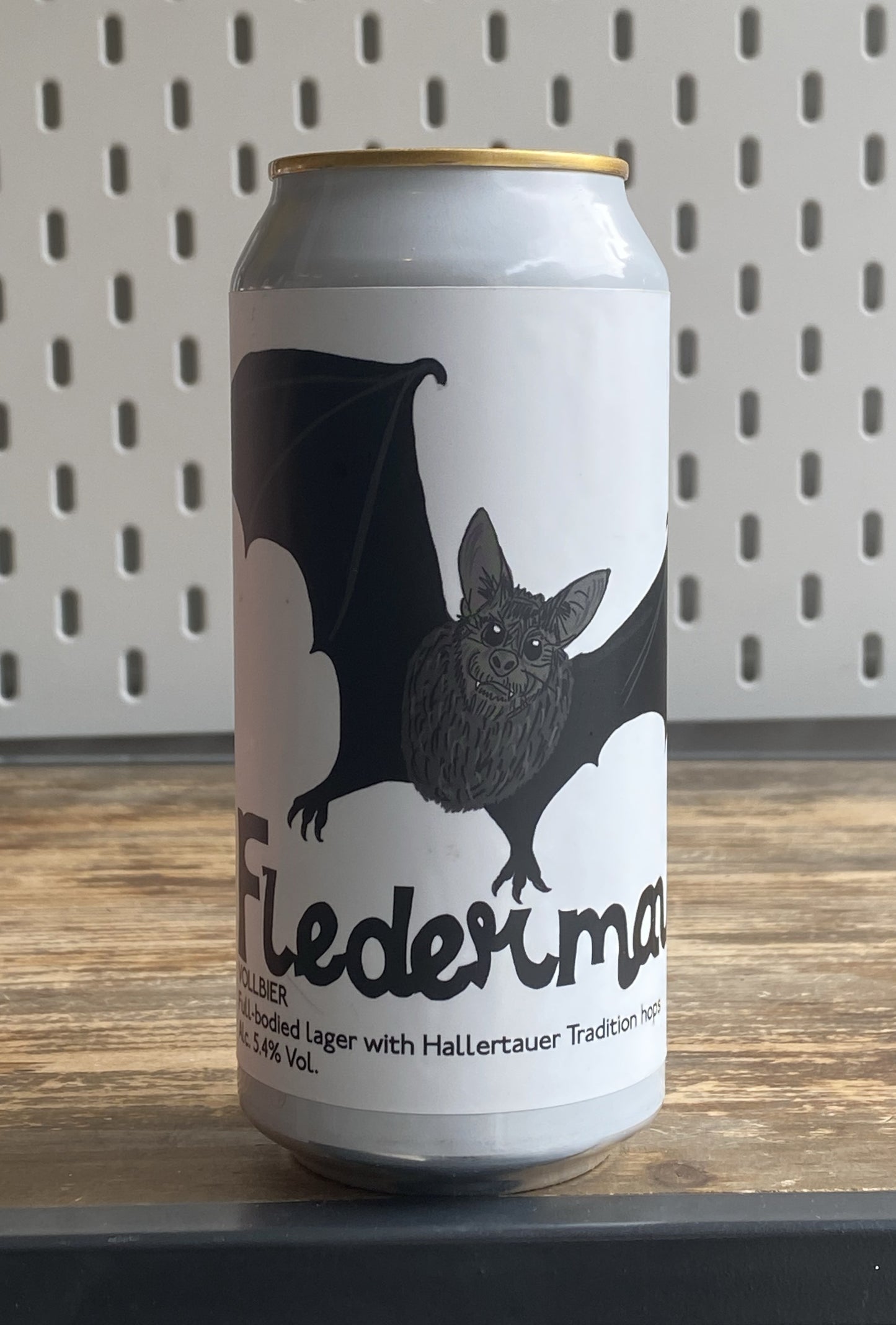 Saint Mars Fledermaus Lager at The Beerhive, Edinburgh. Free UK shipping.