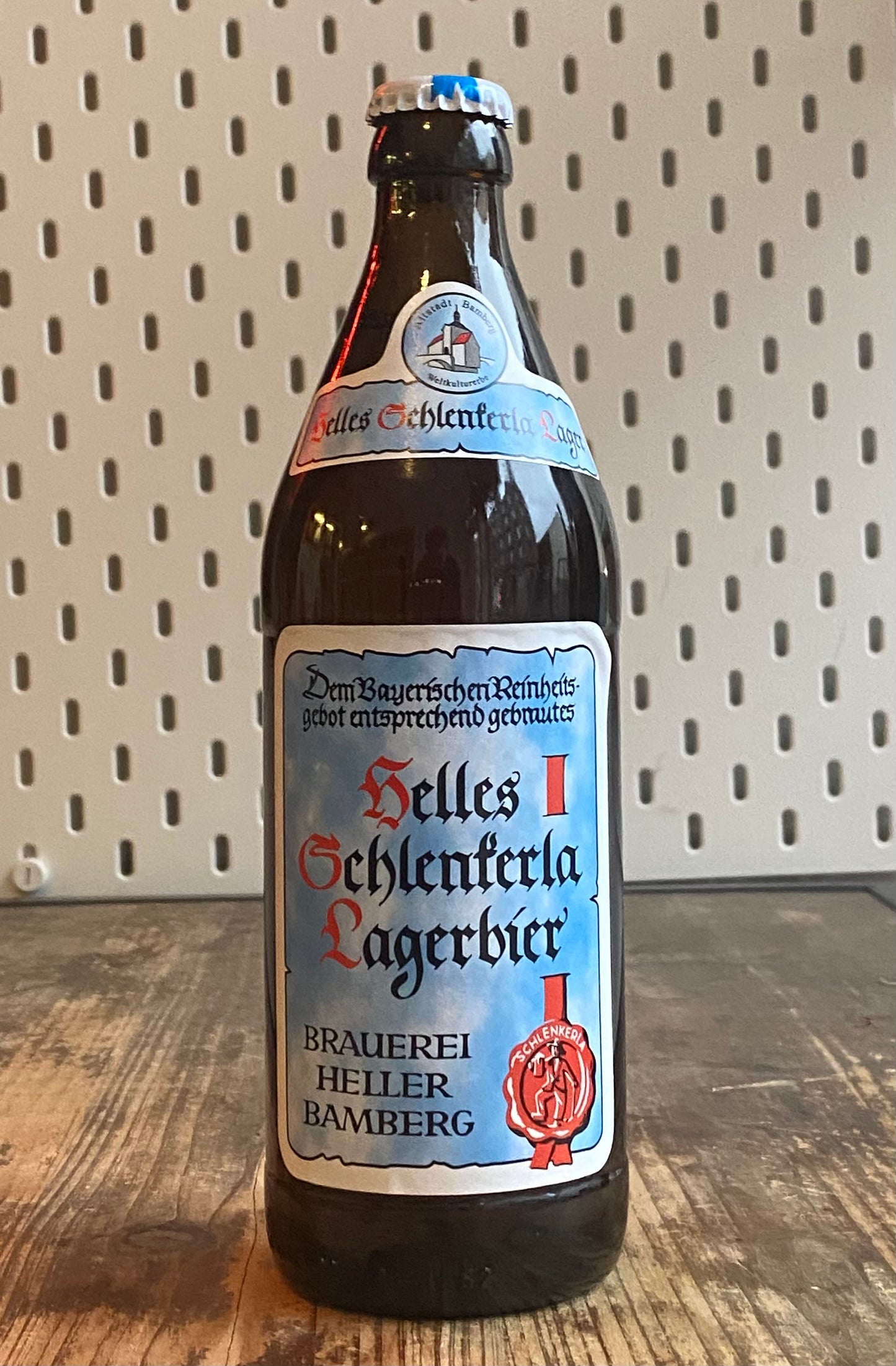 Schlenkerla Lagerbier at The Beerhive, Edinburgh. Free UK shipping.