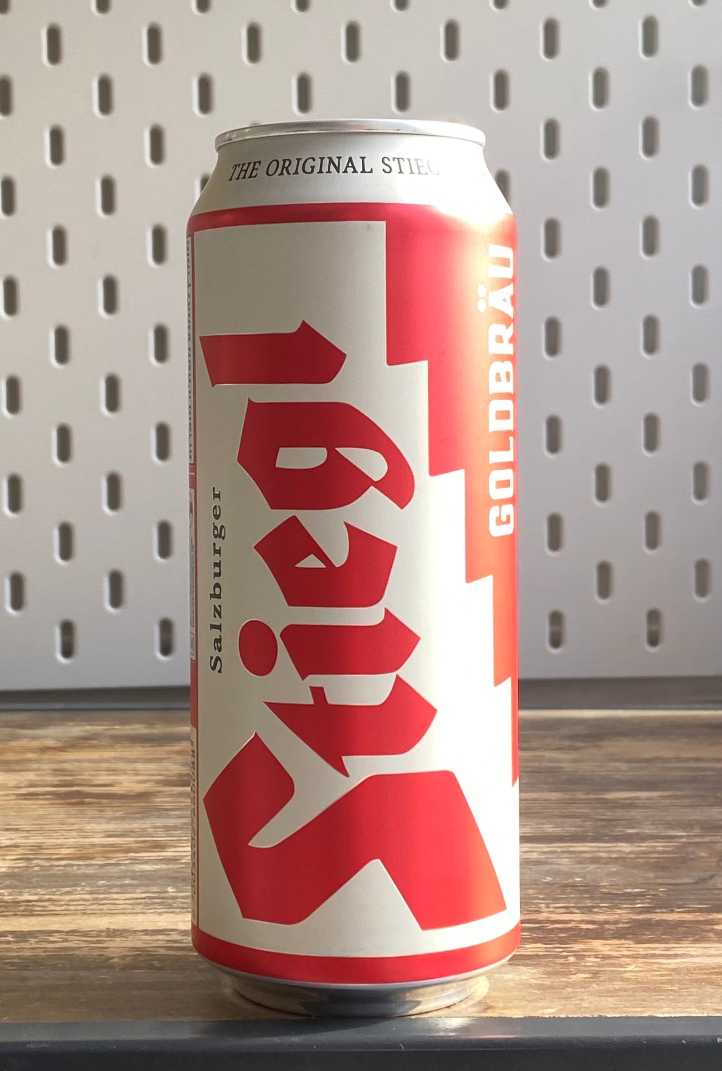 Stiegl Goldbräu 500ml Can at The Beerhive, Edinburgh. Free UK shipping.