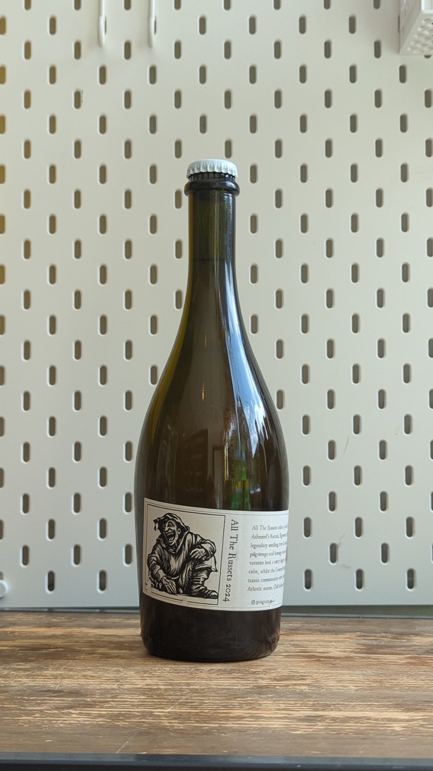 Vagrant Cider All The Russets 75cl at The Beerhive, Edinburgh. Free UK shipping.