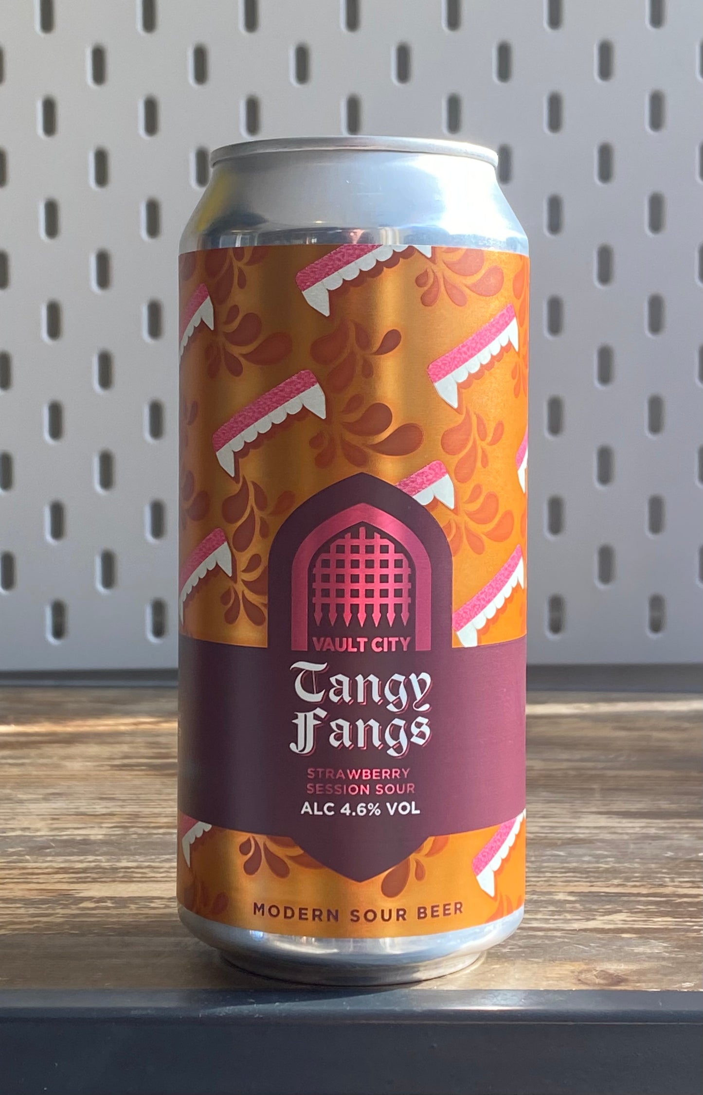 Vault City Tangy Fangs at The Beerhive, Edinburgh. Free UK shipping.