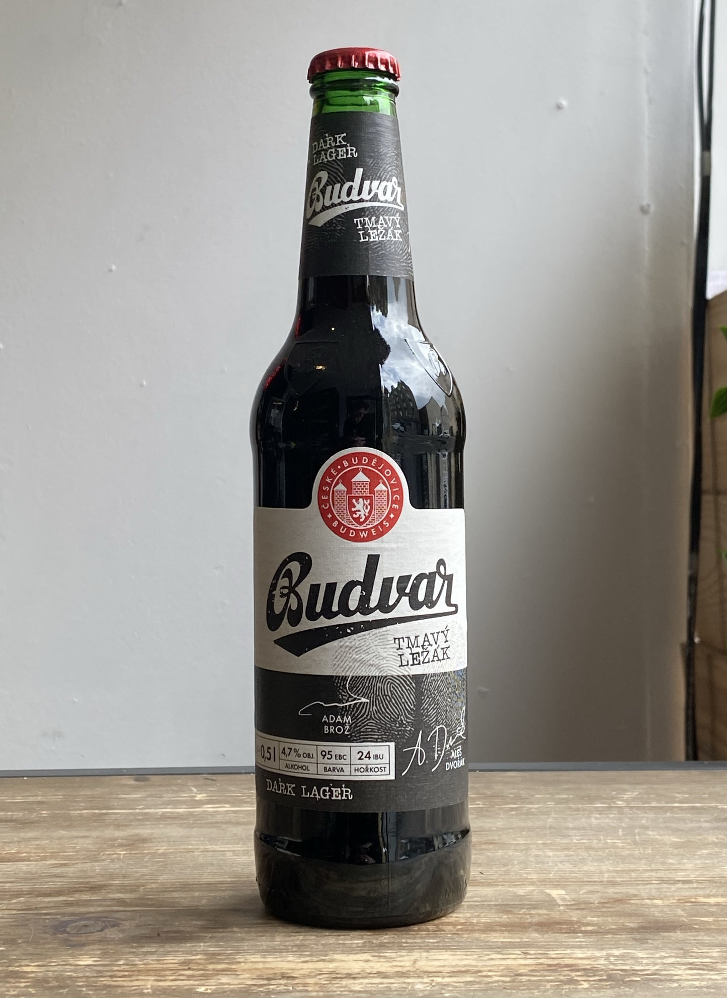 Budvar Dark Lager at The Beerhive, Edinburgh. Free UK shipping.