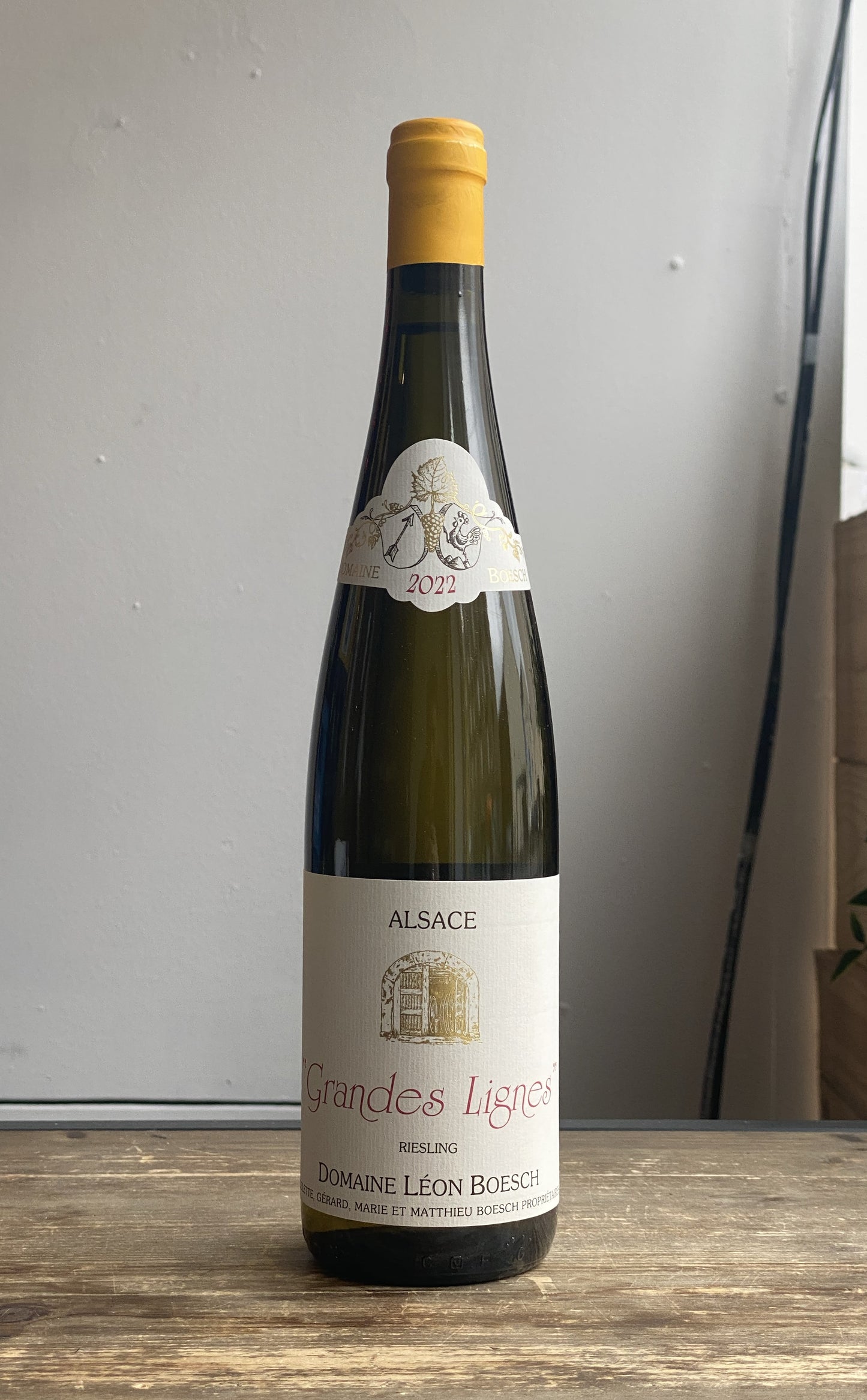 Domaine Léon Boesch Riesling - Les Grandes Lignes at The Beerhive, Edinburgh. Free UK shipping.