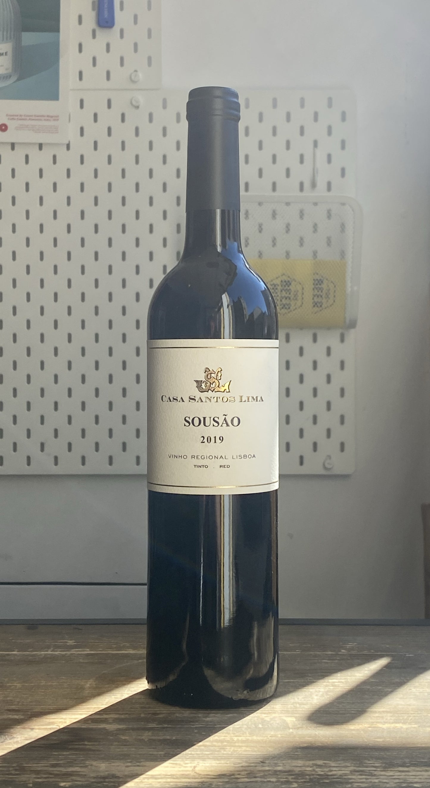 Casa Santos Lima Sousão Red at The Beerhive, Edinburgh. Free UK shipping.