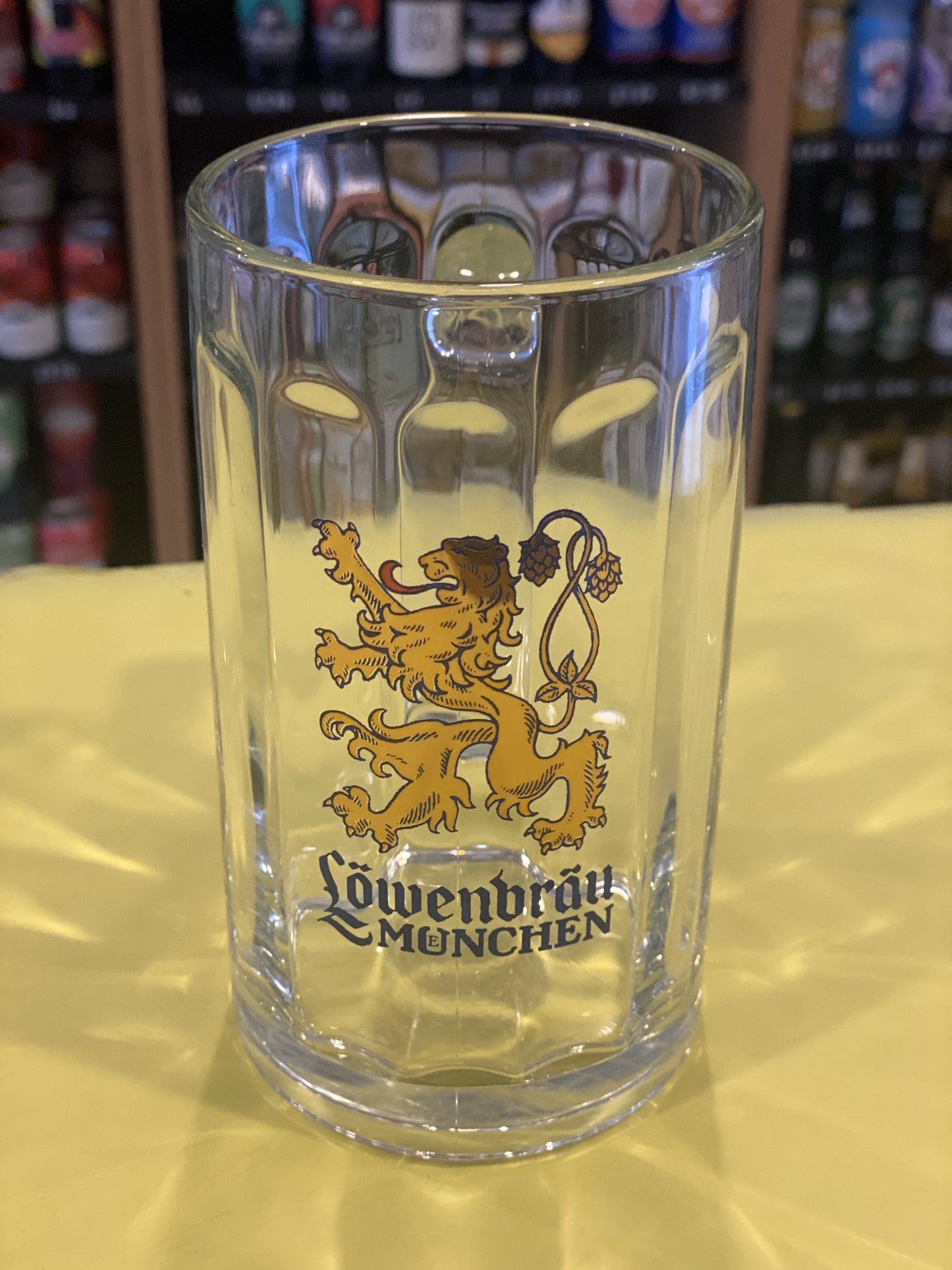 Lowenbrau Stein Glass at The Beerhive, Edinburgh. Free UK shipping.