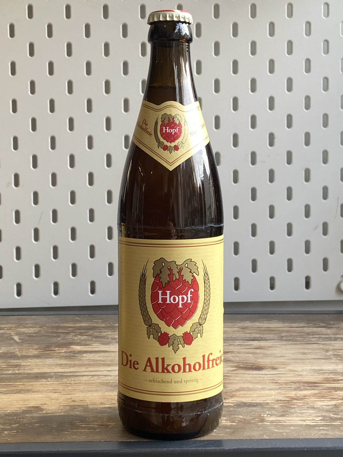 Hopf Alkoholfreie Weisse at The Beerhive, Edinburgh. Free UK shipping.