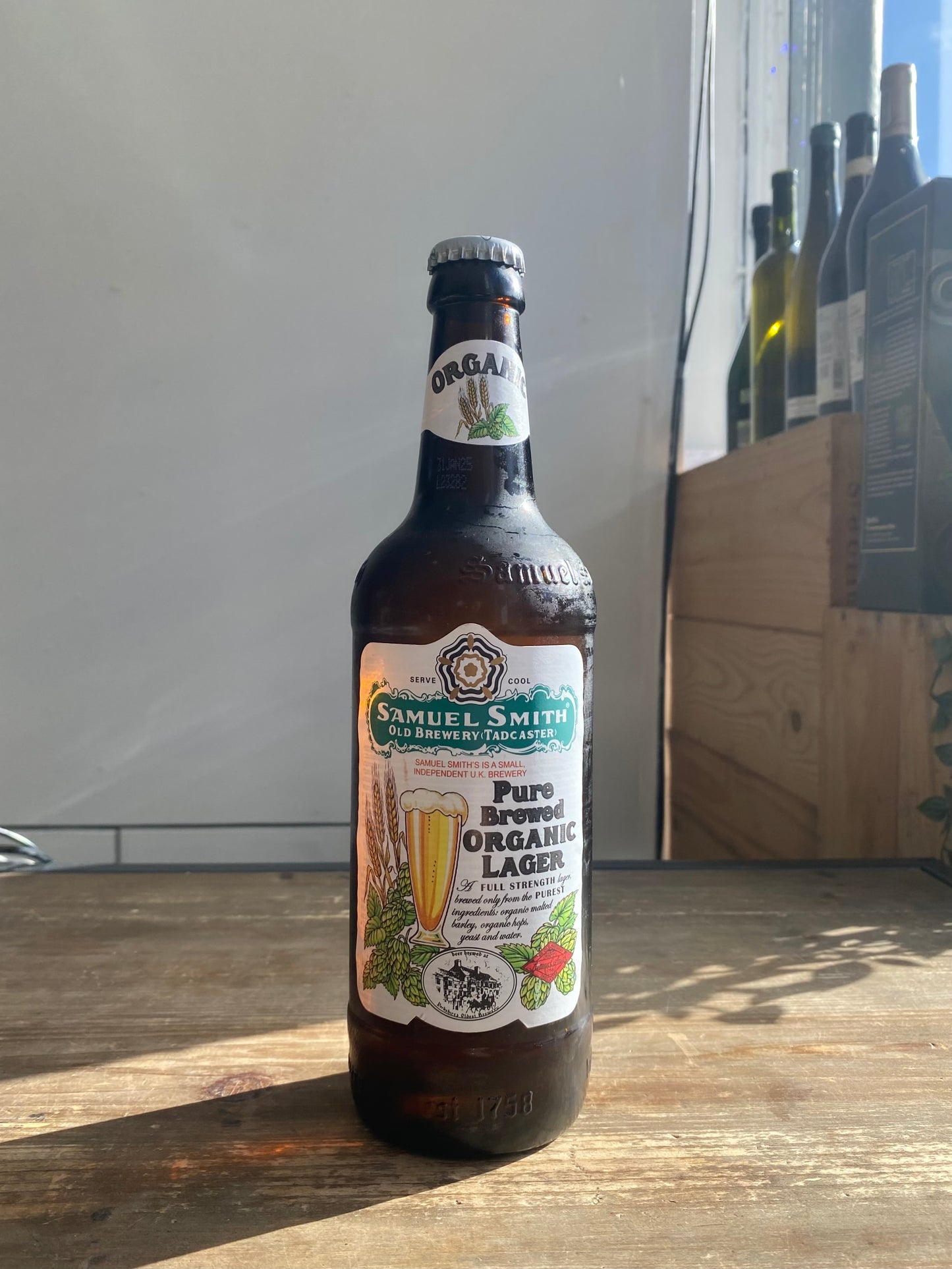 Samuel Smiths Pure Brewed Organic Lager at The Beerhive, Edinburgh. Free UK shipping.