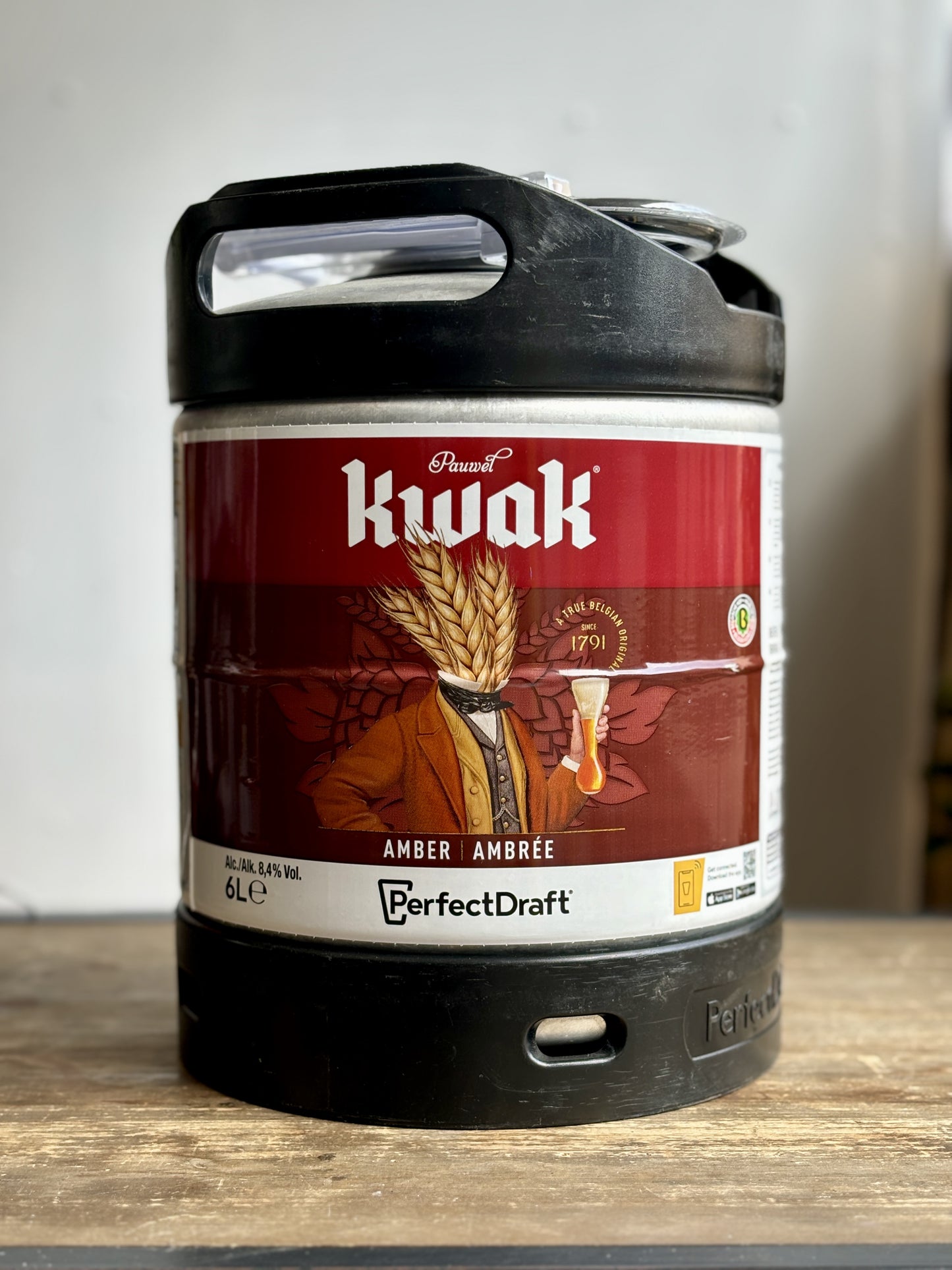 Perfect Draft Kwak 6 Litre Keg at The Beerhive, Edinburgh. Free UK shipping.