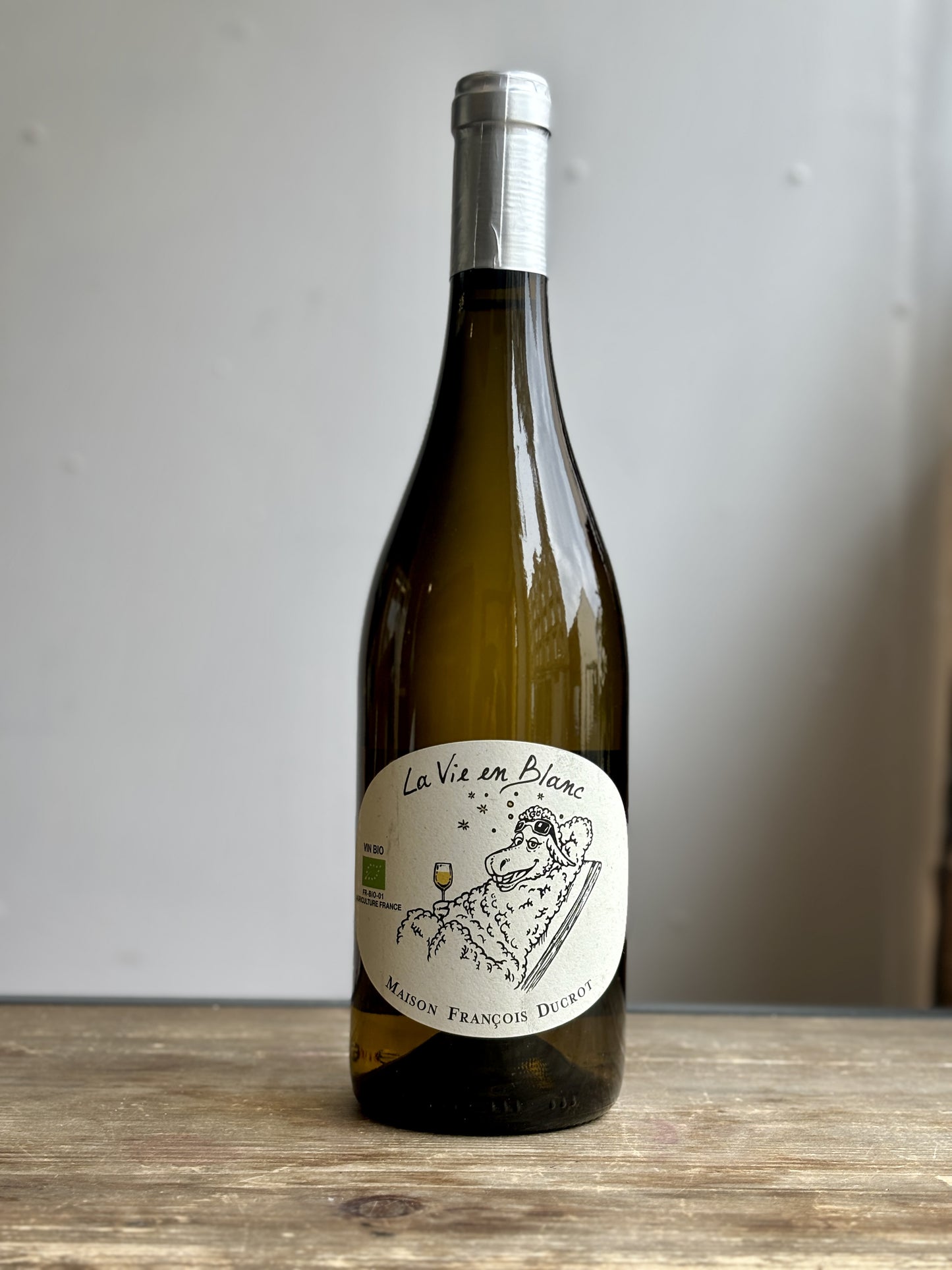 Francois Ducrot La Vie en Blanc! at The Beerhive, Edinburgh. Free UK shipping.