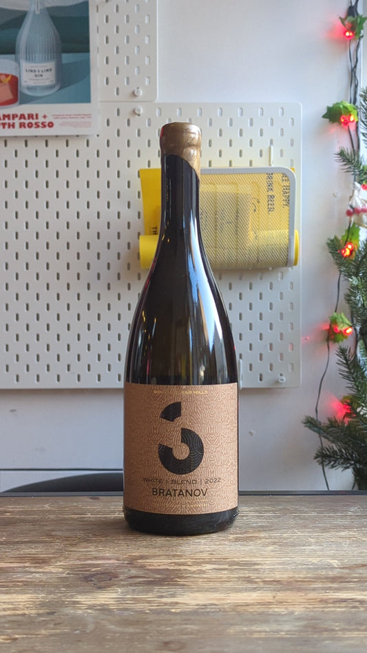 Bratanov Family 3 Blend White 2022 at The Beerhive, Edinburgh. Free UK shipping.