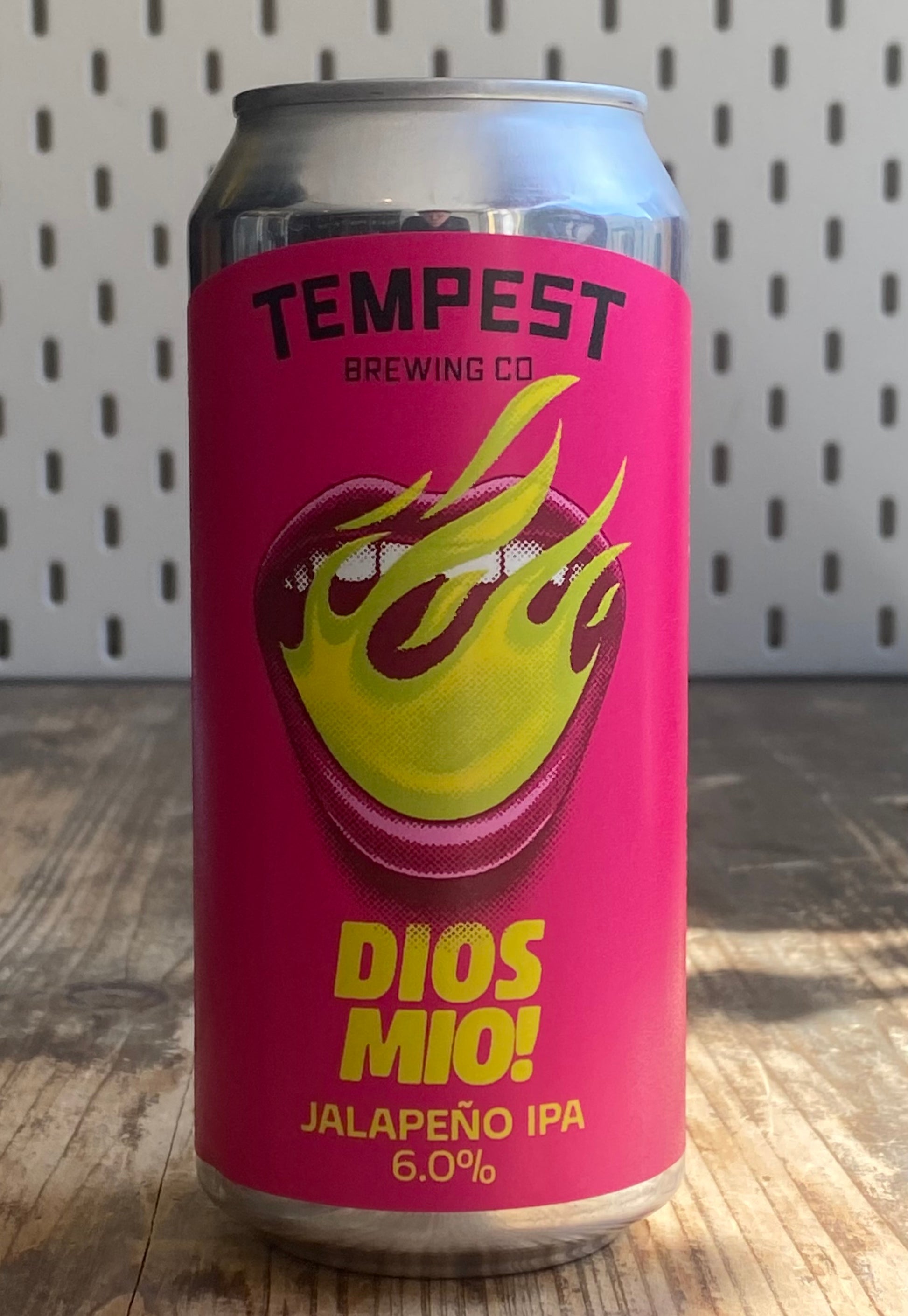 Tempest Dios Mio IPA at The Beerhive, Edinburgh. Free UK shipping.