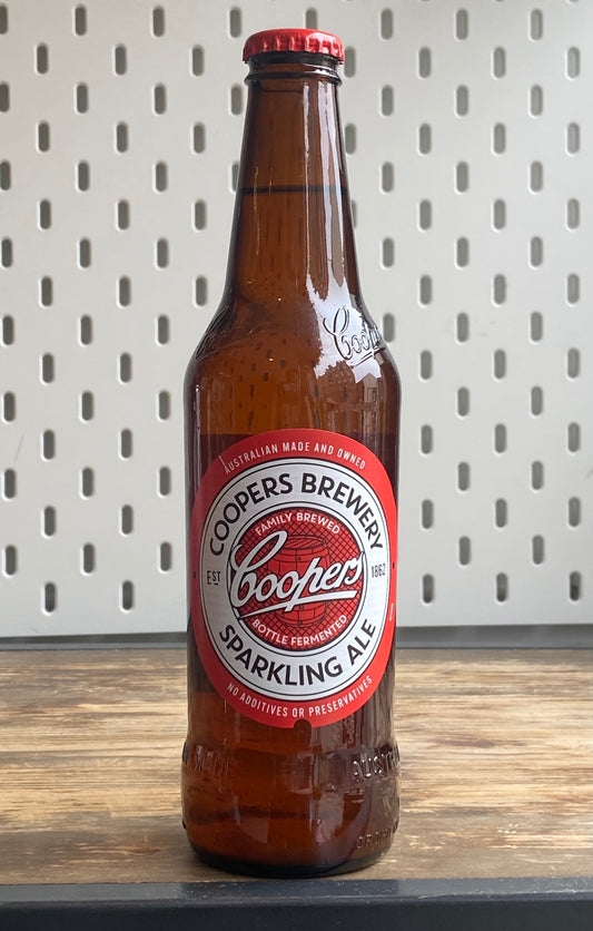 Coopers Sparkling at The Beerhive, Edinburgh. Free UK shipping.