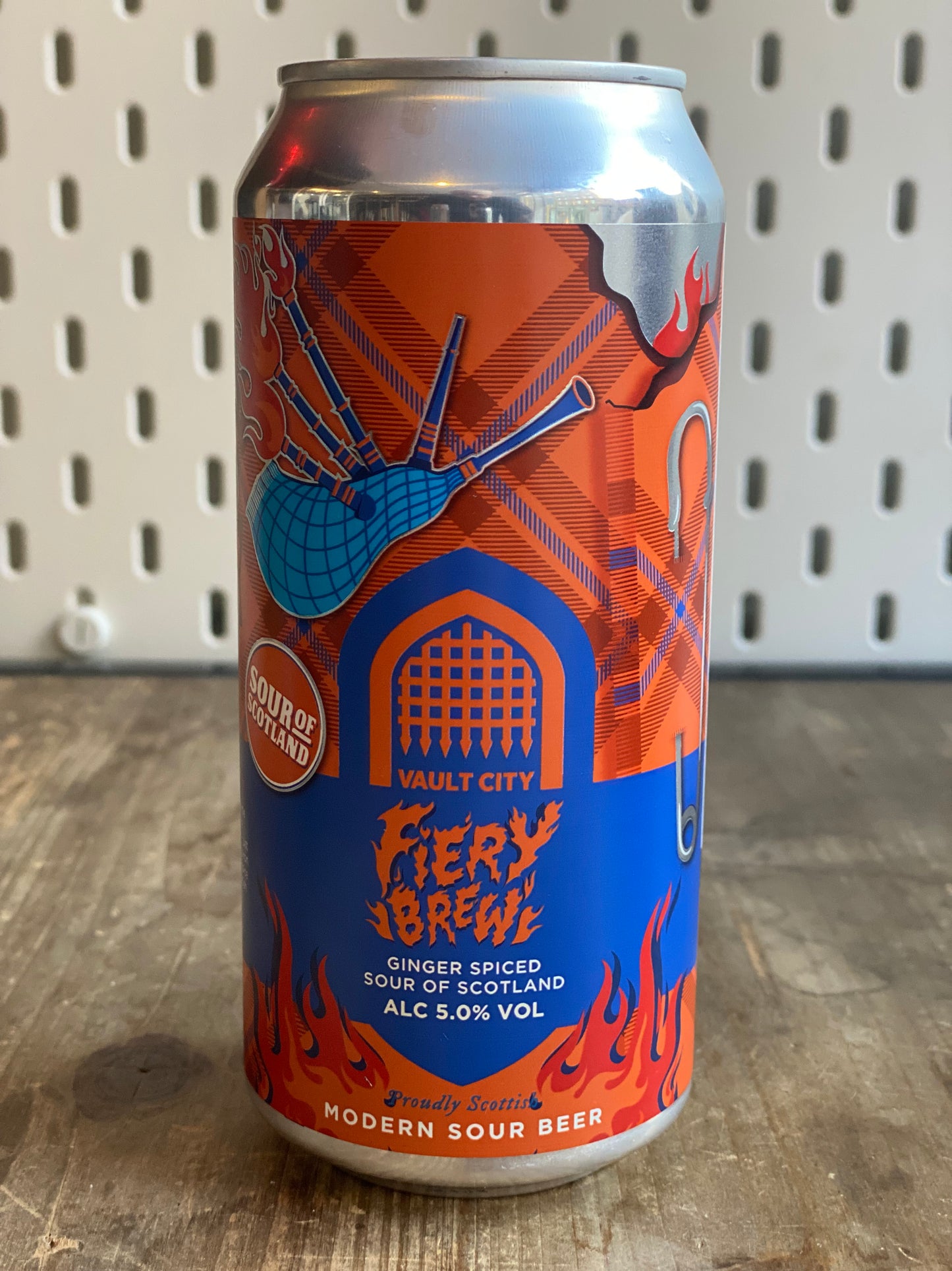 Vault City Fiery Iron Brew at The Beerhive, Edinburgh. Free UK shipping.