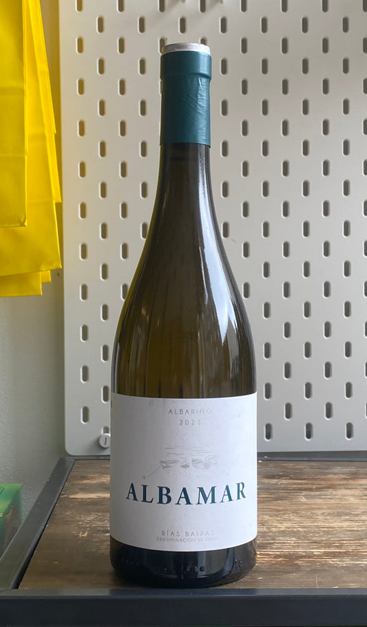 Albamar Rias Baixas Albarino at The Beerhive, Edinburgh. Free UK shipping.