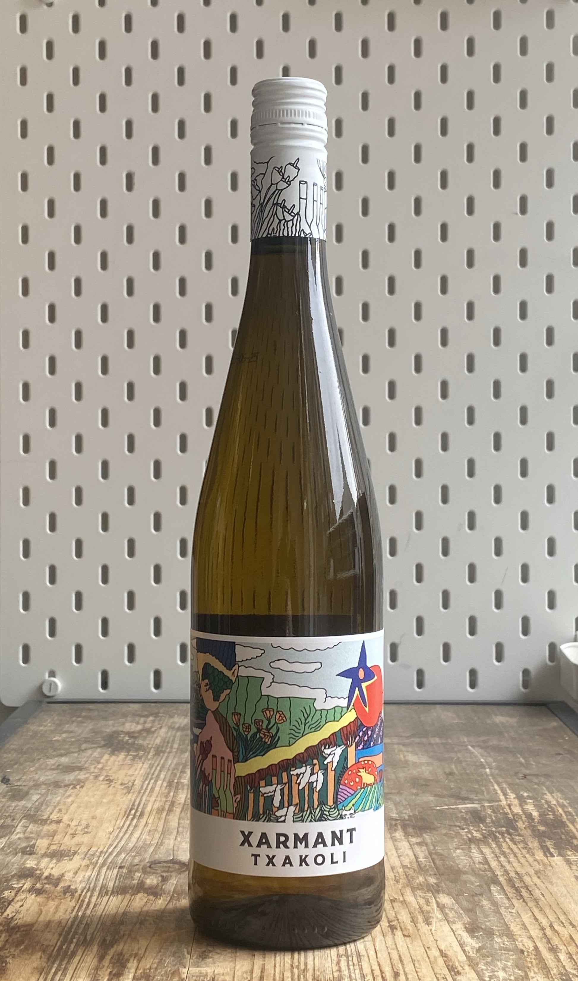 Artomana Txakolina Xarmant Txakoli at The Beerhive, Edinburgh. Free UK shipping.