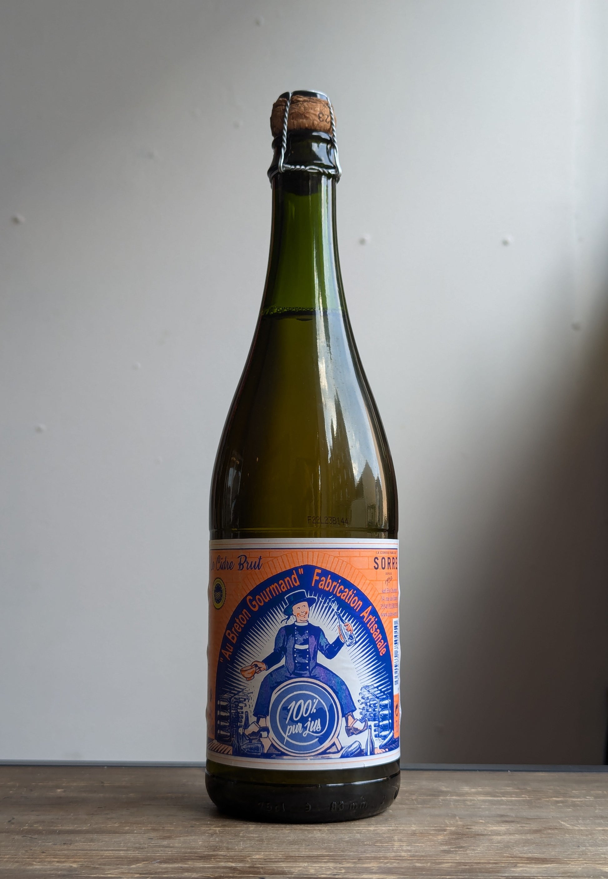 Au Breton Gourmand Brut at The Beerhive, Edinburgh. Free UK shipping.