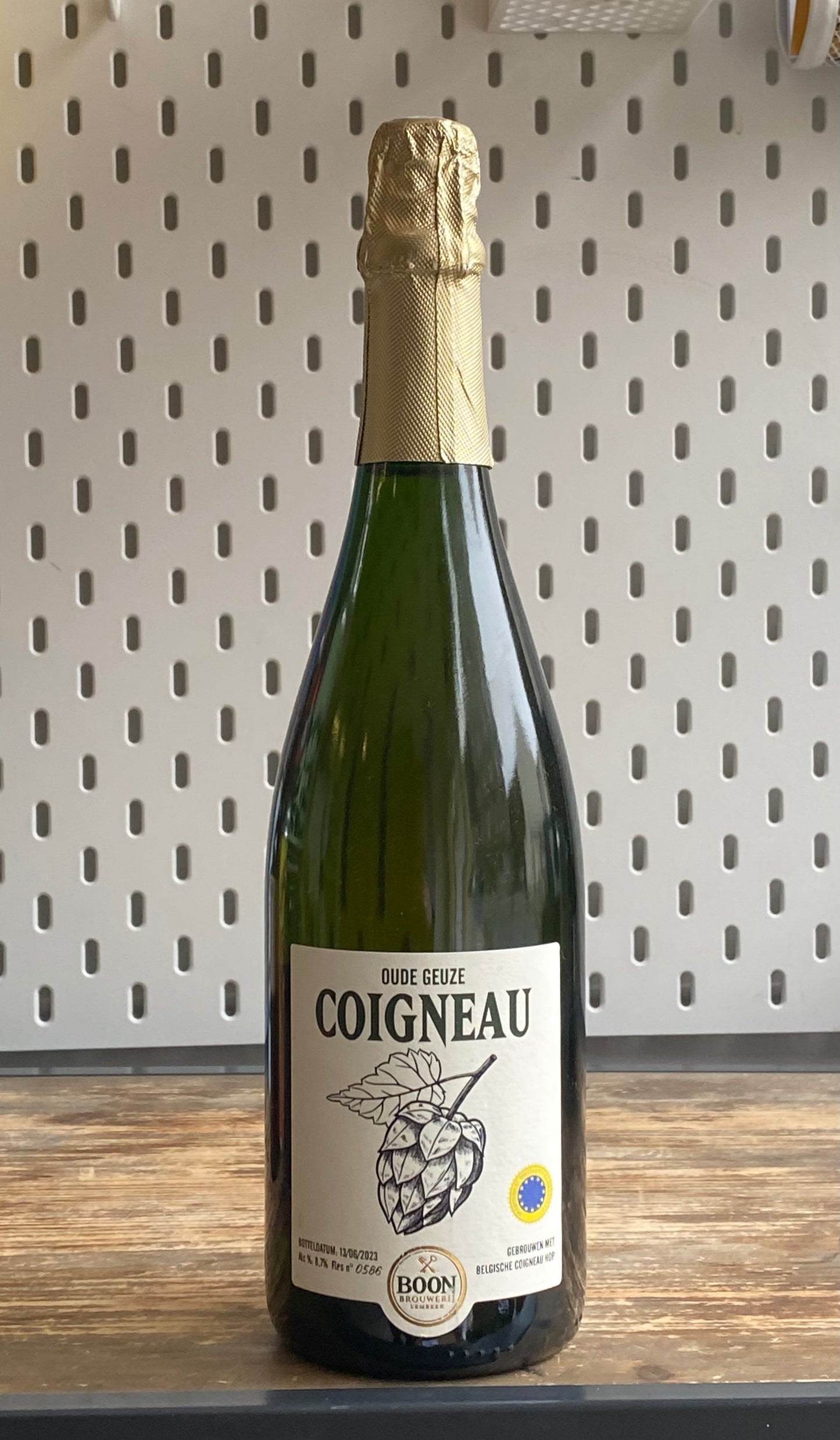 Boon Coigneau Oude Geuze at The Beerhive, Edinburgh. Free UK shipping.