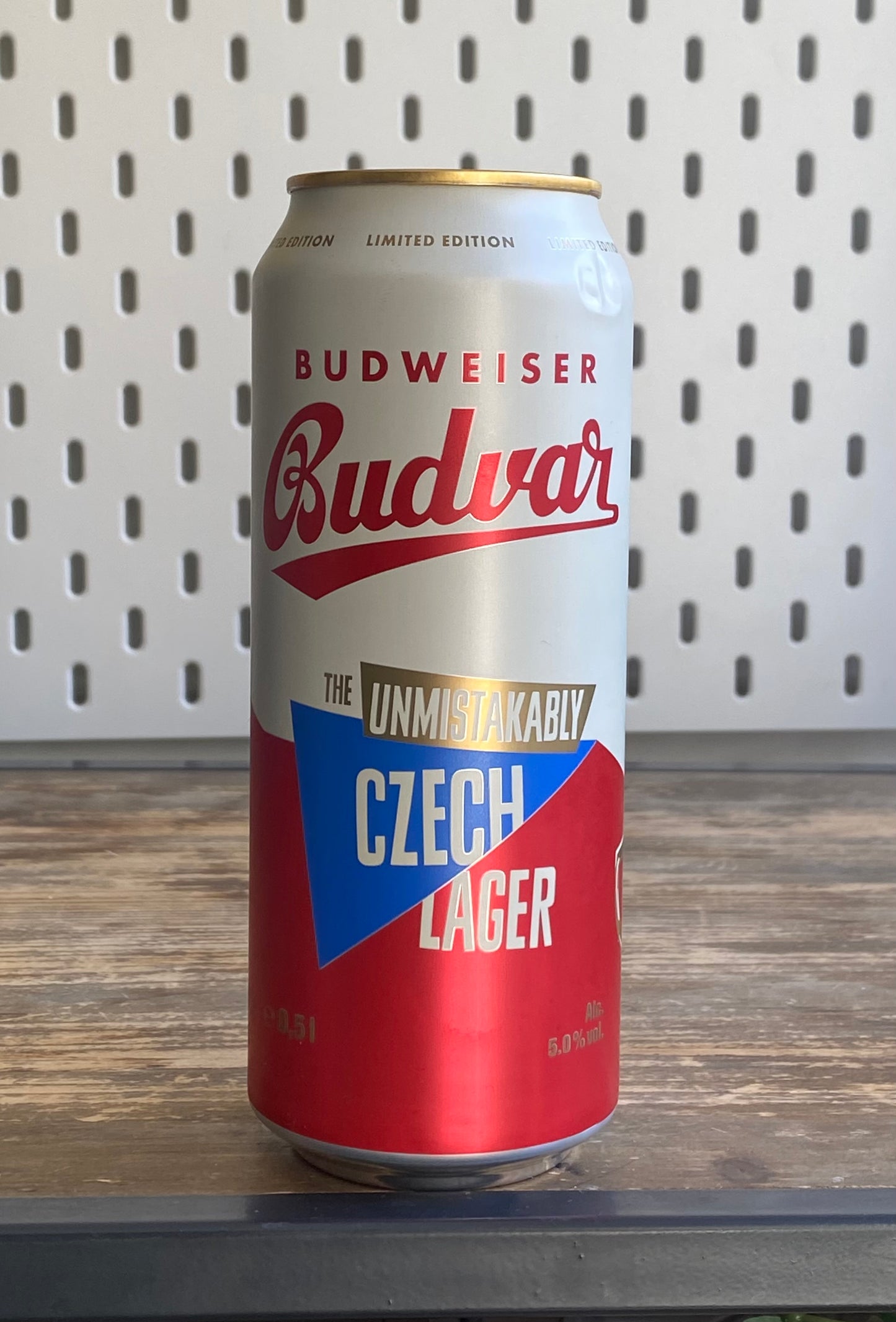 Budvar Can 500ml at The Beerhive, Edinburgh. Free UK shipping.