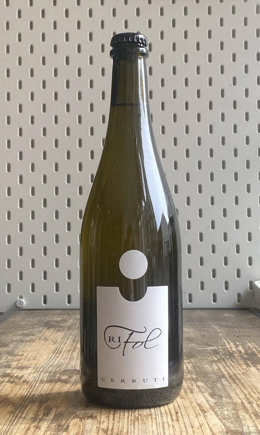 Cerruti Ri Fol Sparkling at The Beerhive, Edinburgh. Free UK shipping.