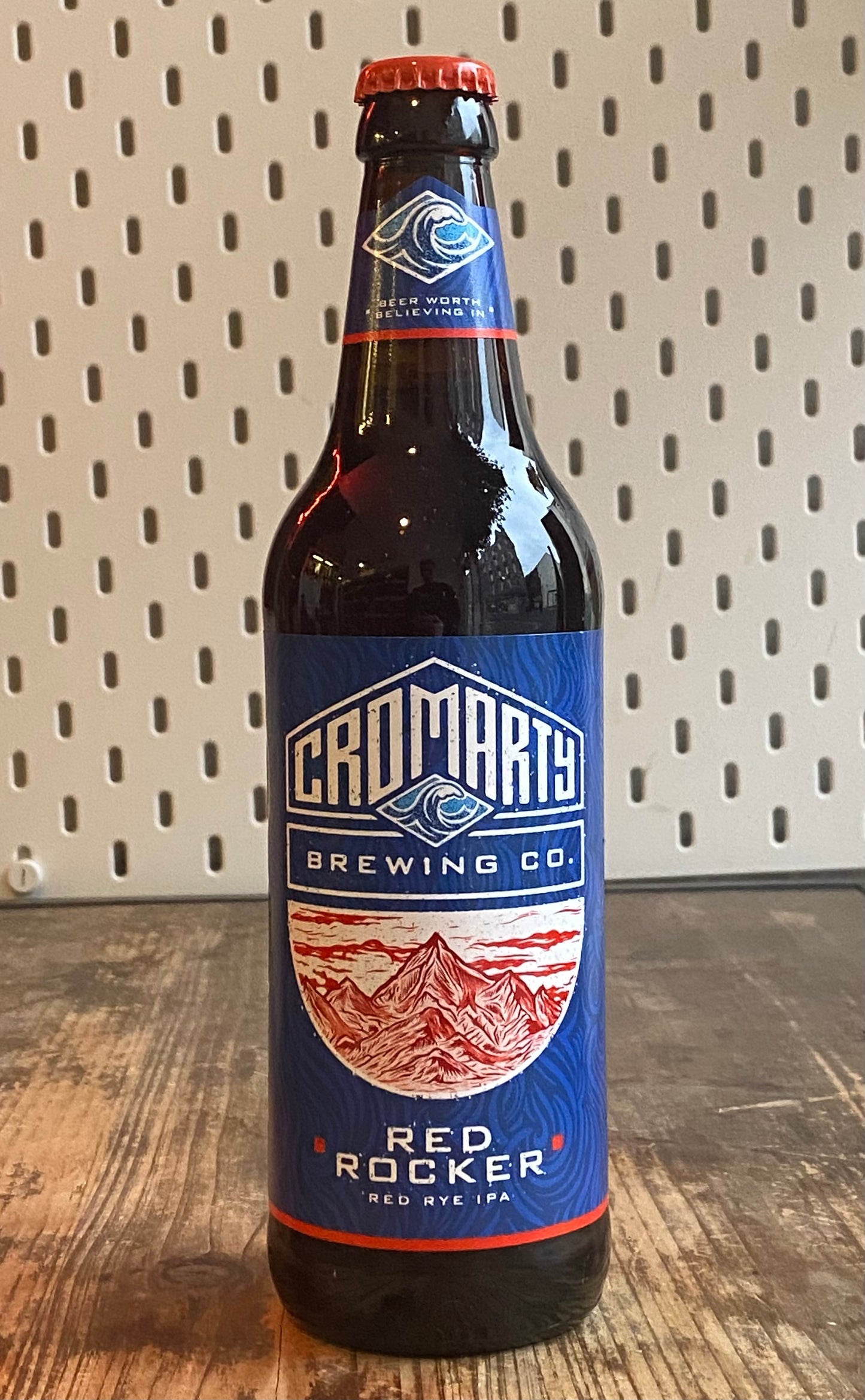 Cromarty Red Rocker at The Beerhive, Edinburgh. Free UK shipping.