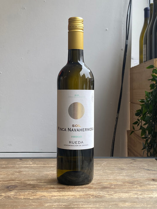 Finca Sol Navahehermosa Verdejo at The Beerhive, Edinburgh. Free UK shipping.