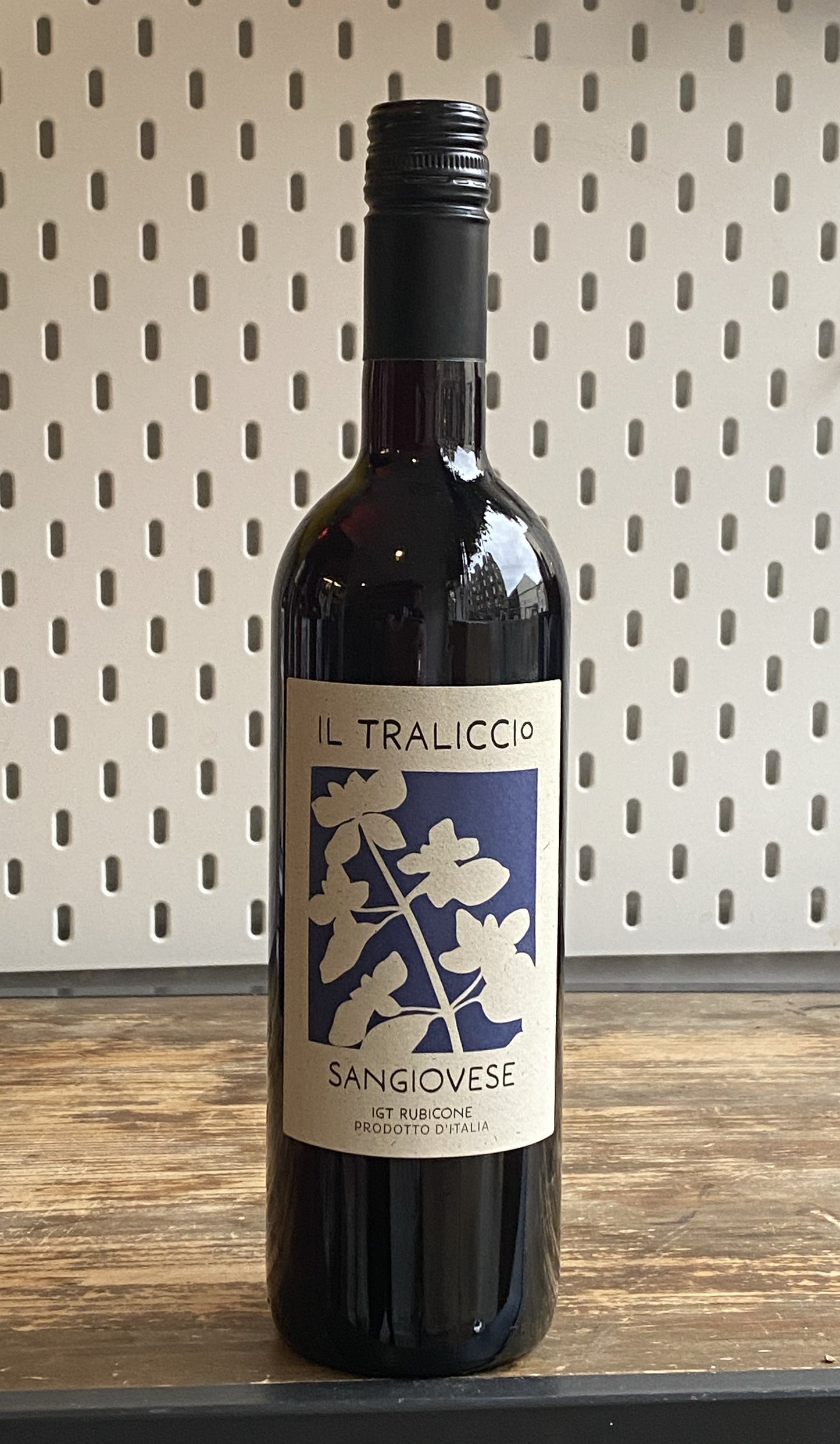 Il Traliccio Sangiovese, Rubicone at The Beerhive, Edinburgh. Free UK shipping.