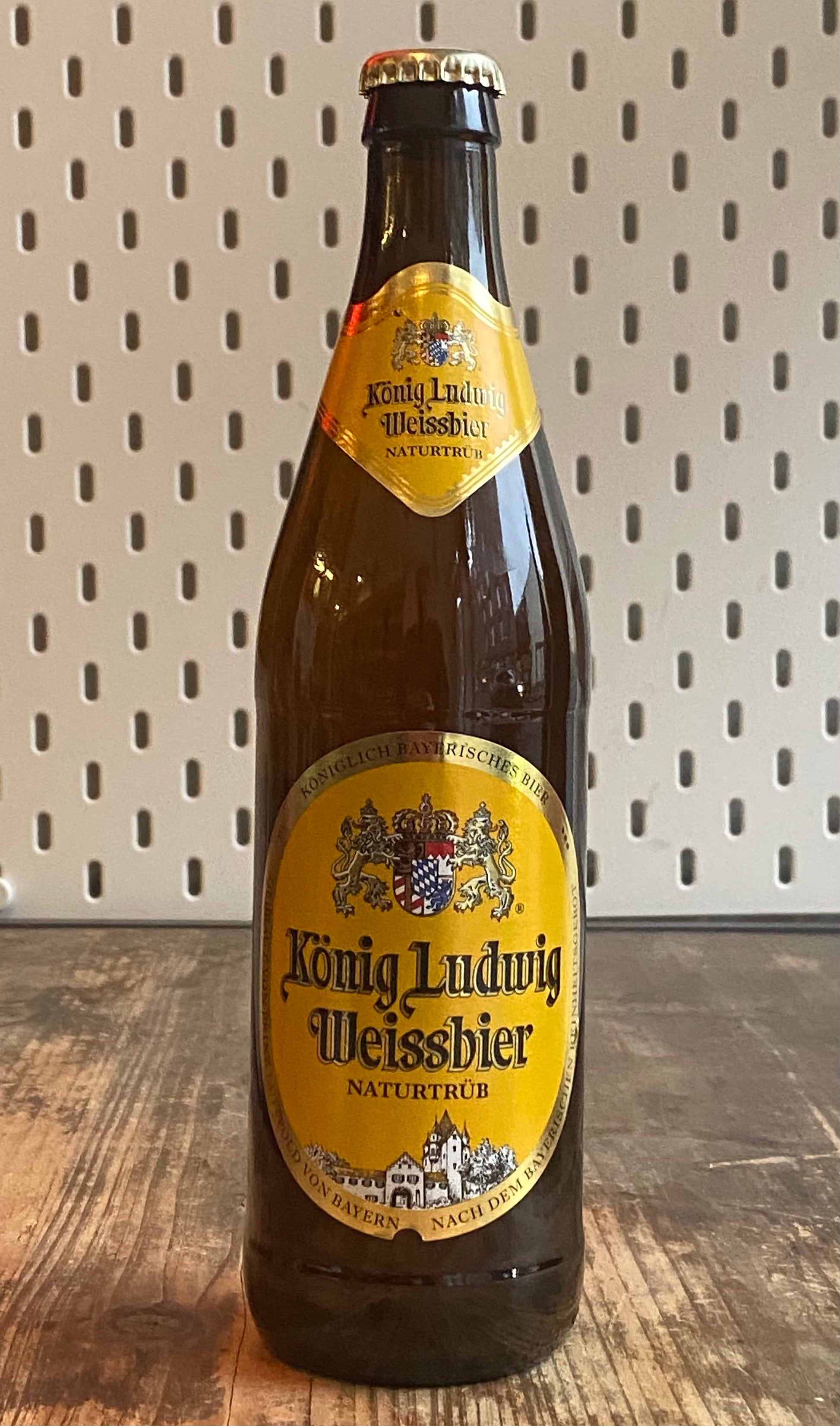 Konig Ludwig Weisse at The Beerhive, Edinburgh. Free UK shipping.