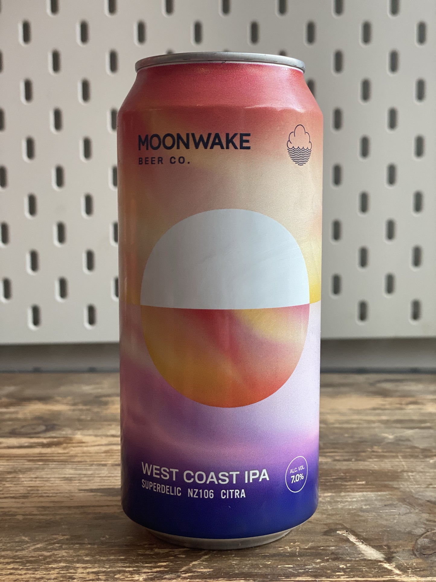 Moonwake x Cloudwater WC IPA at The Beerhive, Edinburgh. Free UK shipping.