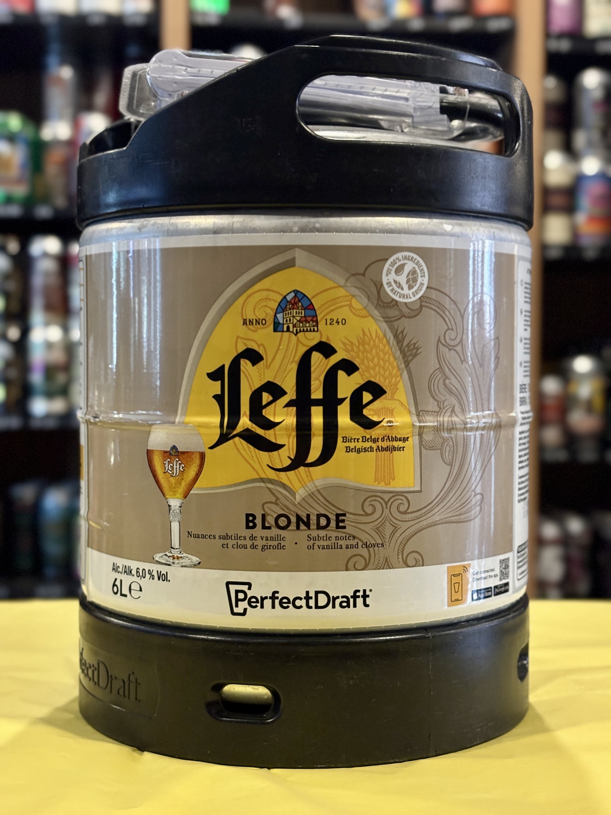 Perfect Draft Leffe Blonde at The Beerhive, Edinburgh. Free UK shipping.