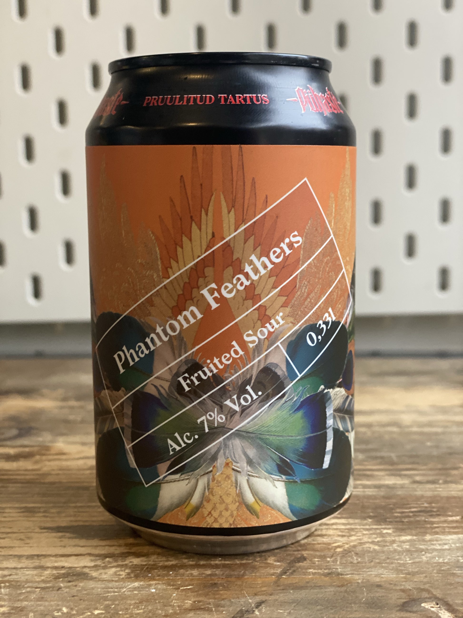 Puhaste X Vault City Phantom Feathers at The Beerhive, Edinburgh. Free UK shipping.