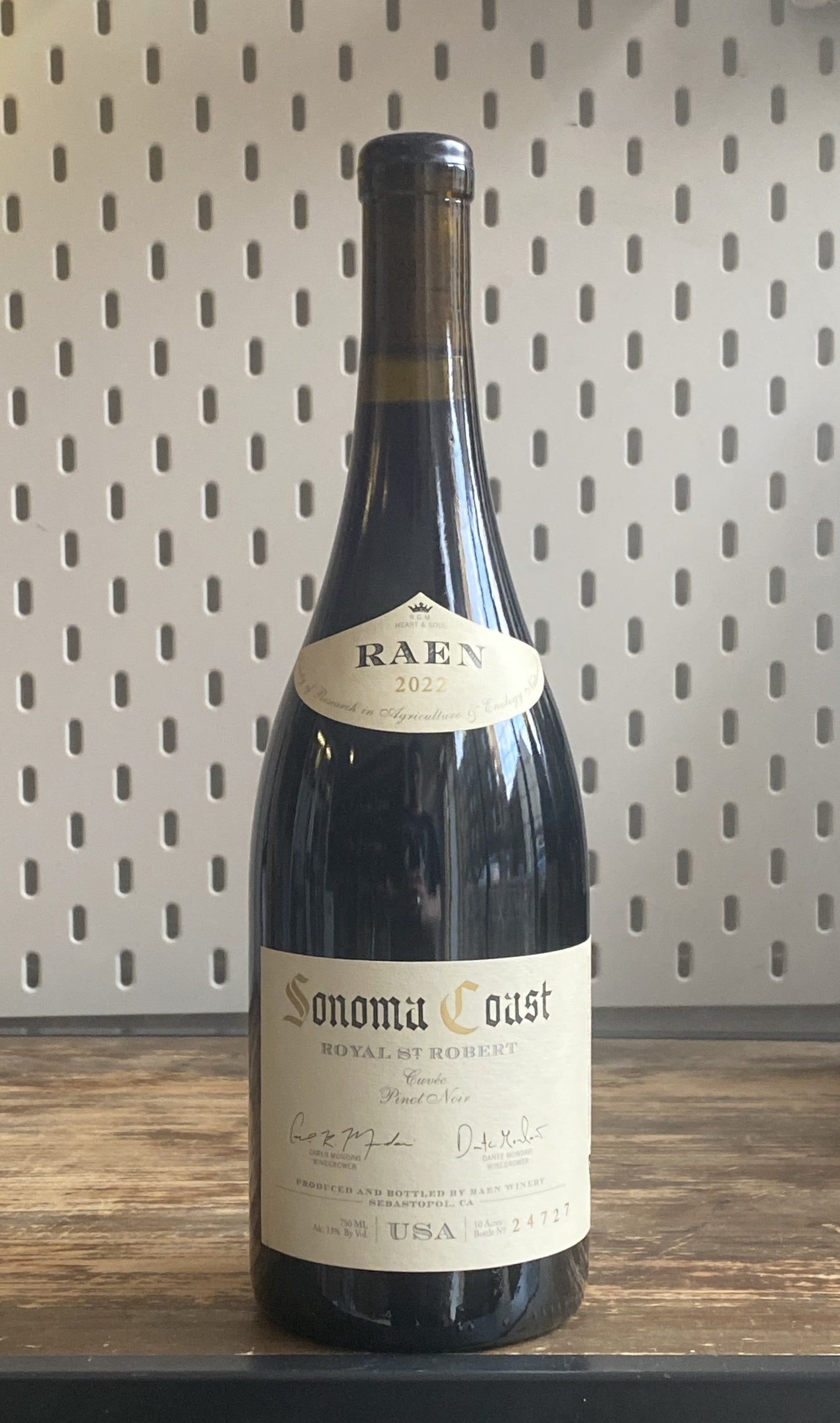 RAEN Sonoma Coast (Royal St. Robert Cuvée) Pinot Noir at The Beerhive, Edinburgh. Free UK shipping.