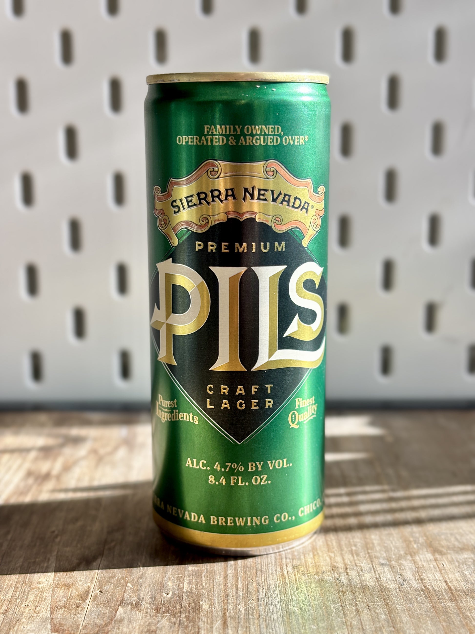 Sierra Nevada Pils at The Beerhive, Edinburgh. Free UK shipping.