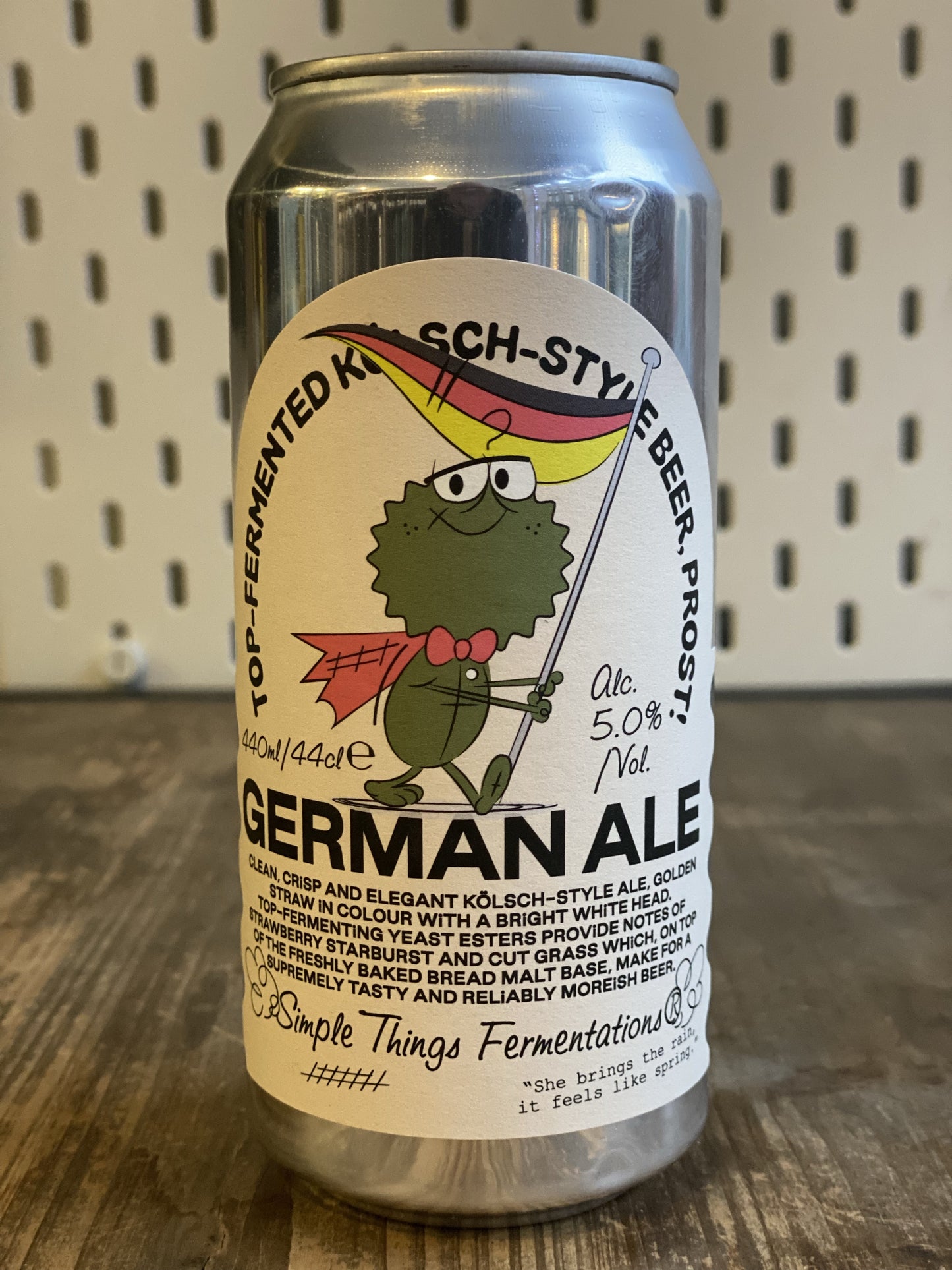 Simple Things German Ale Kolsch at The Beerhive, Edinburgh. Free UK shipping.