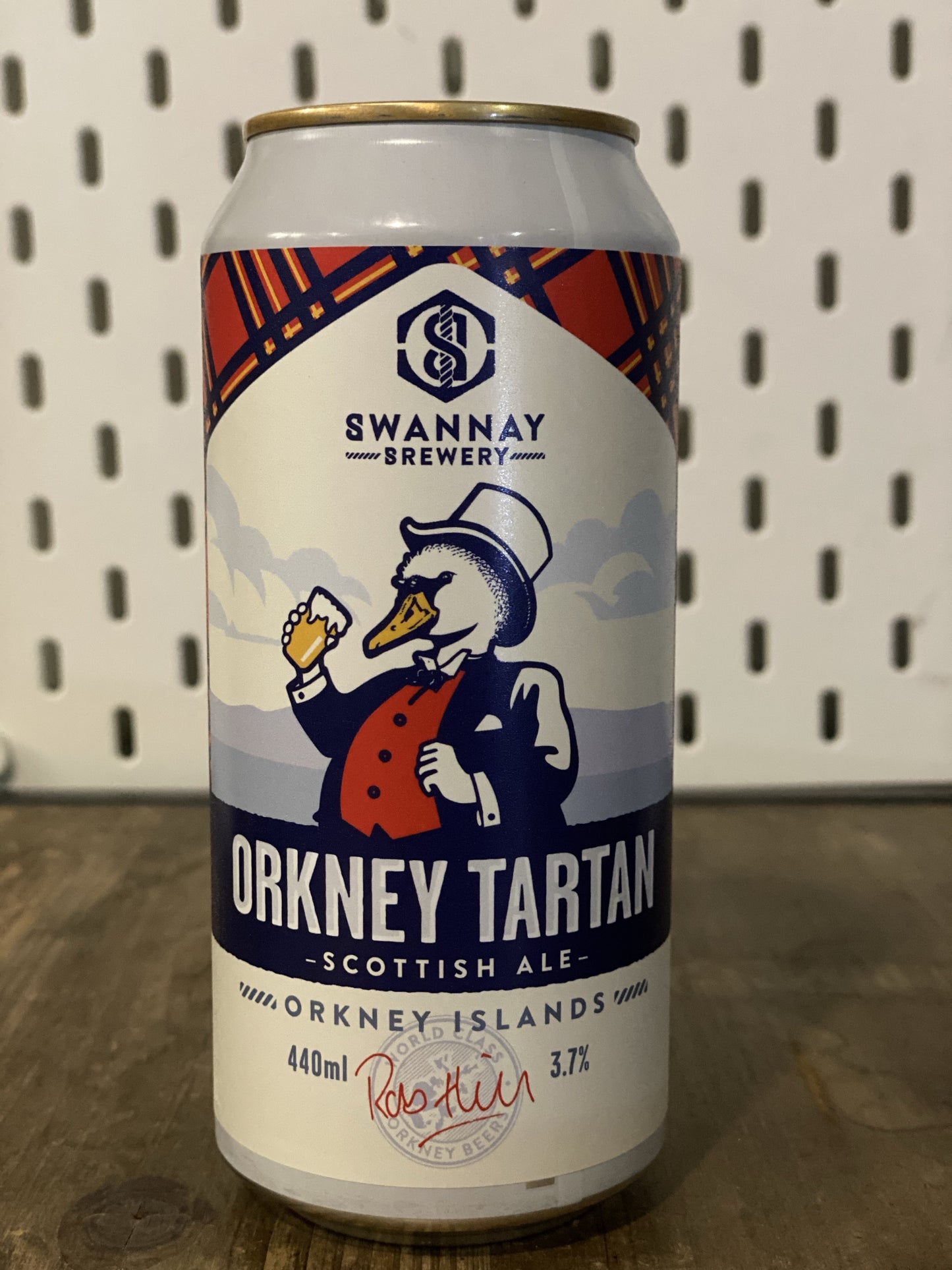 Swannay Orkney Tartan Scottish Ale at The Beerhive, Edinburgh. Free UK shipping.