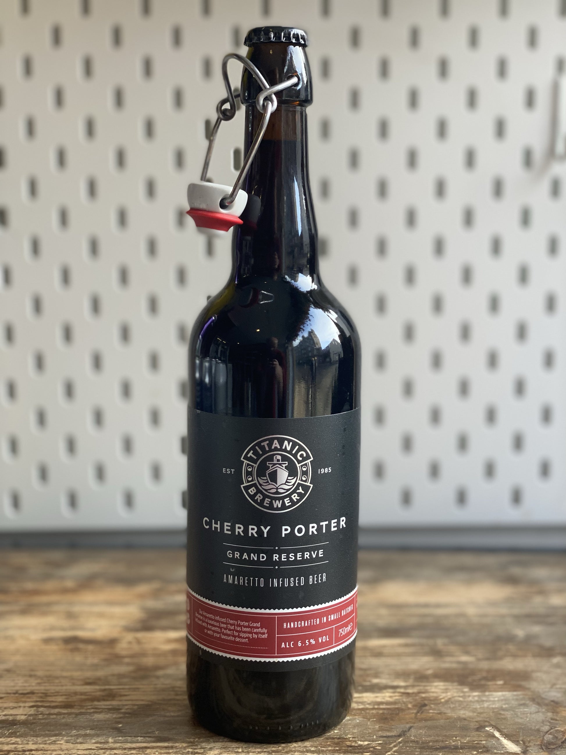 Titanic Grand Reserve Cherry Porter 750ml at The Beerhive, Edinburgh. Free UK shipping.