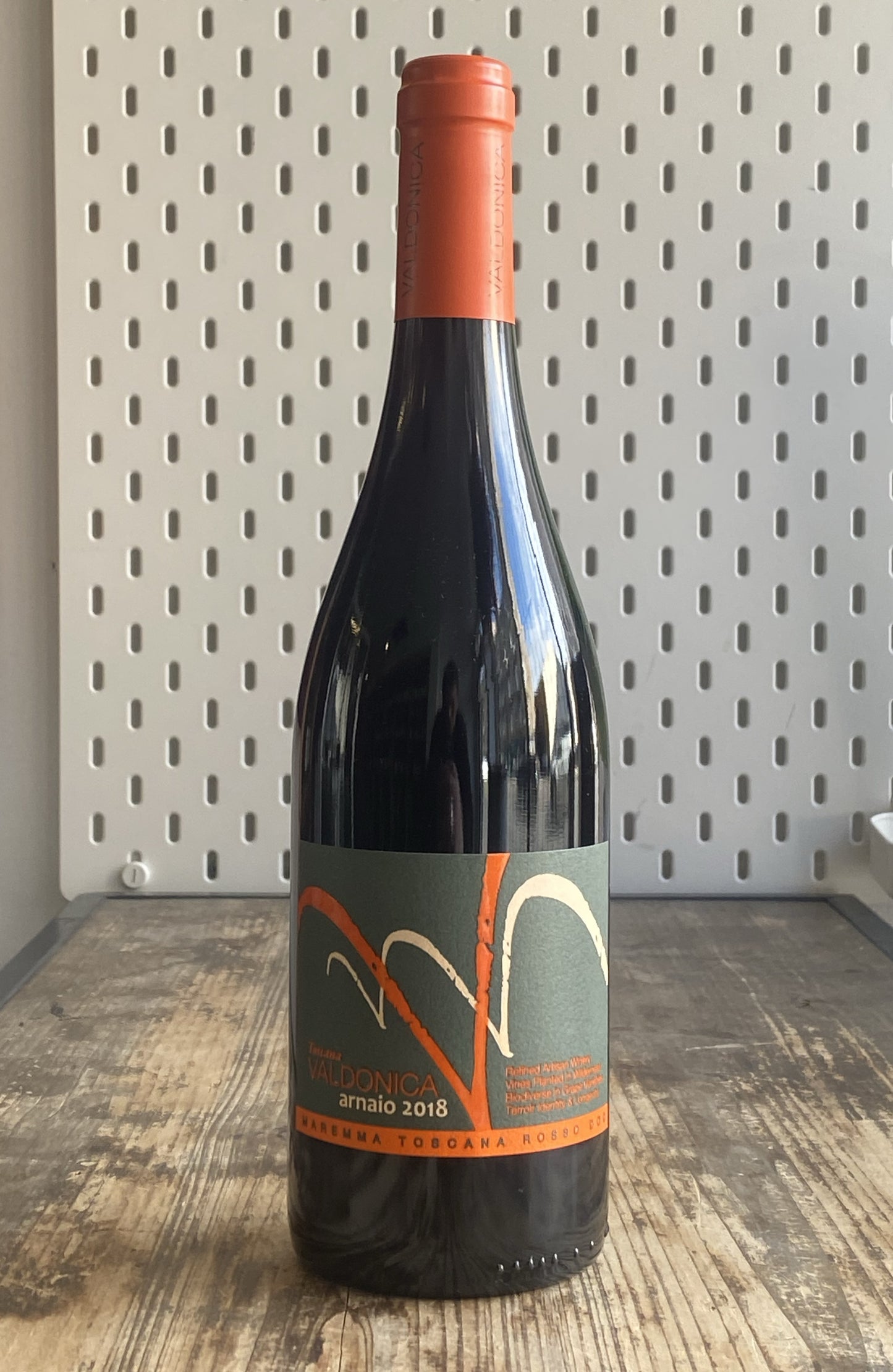 Valdonica, Arnaio Rosso at The Beerhive, Edinburgh. Free UK shipping.