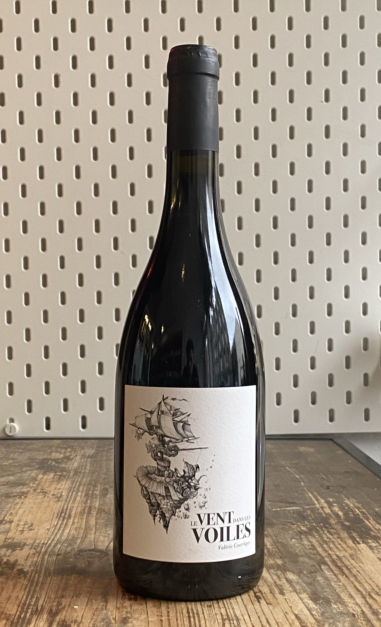 Valérie Courreges Le Vent dans les Voiles Rouge