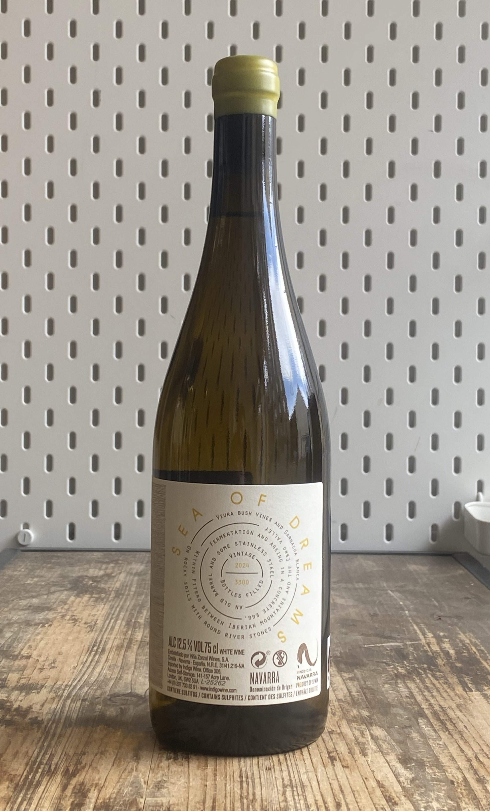 Vina Zorzal Sea of Dreams White at The Beerhive, Edinburgh. Free UK shipping.