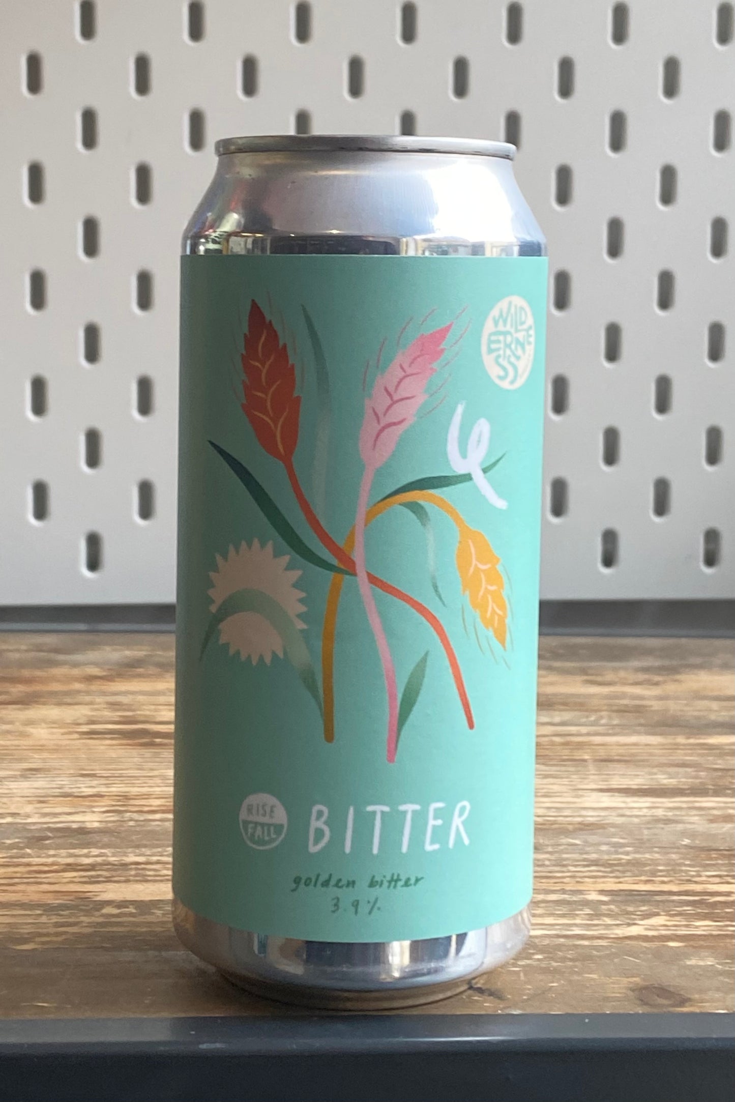 Wilderness Rise Bitter at The Beerhive, Edinburgh. Free UK shipping.