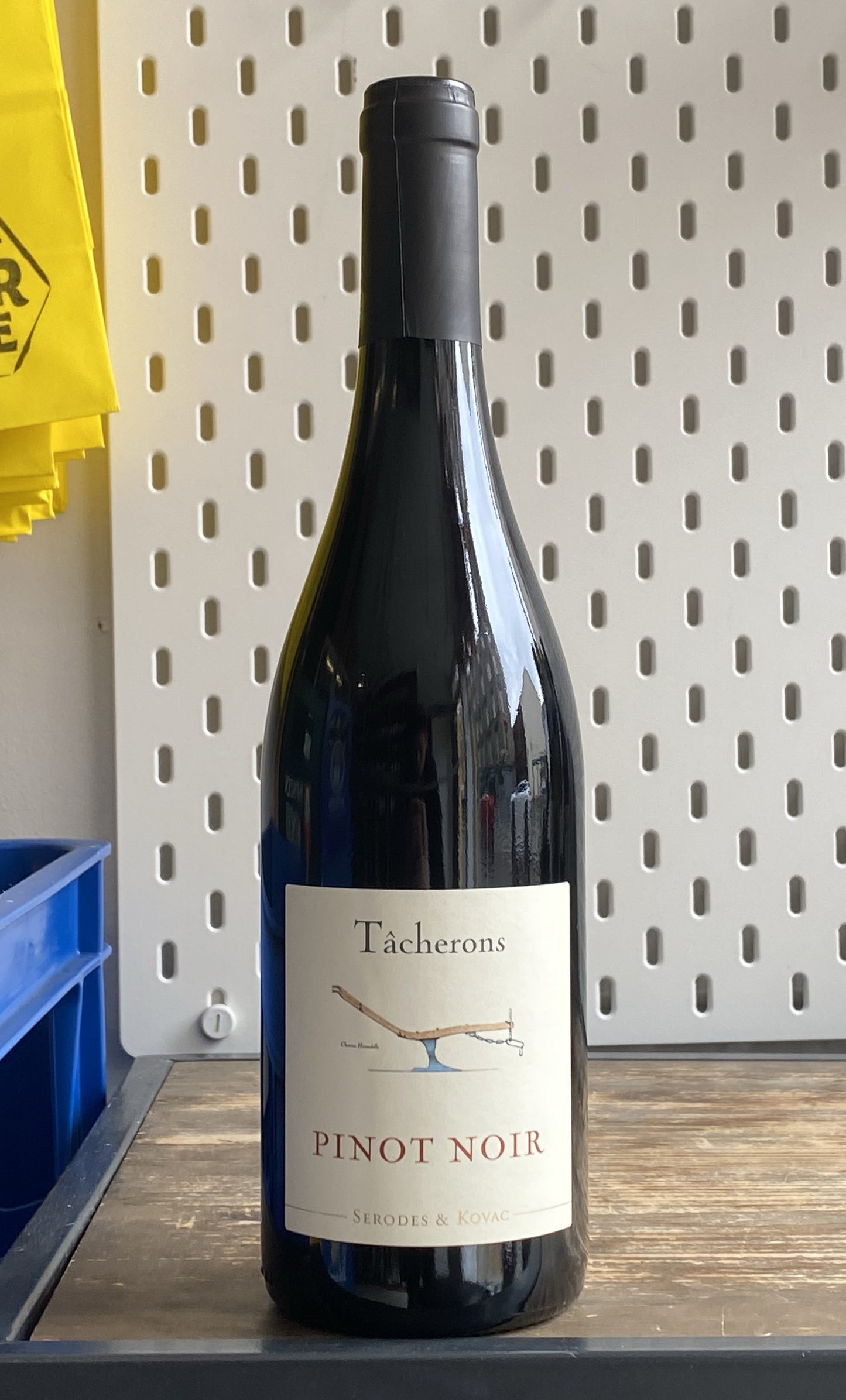 Tacherons Pinot Noir