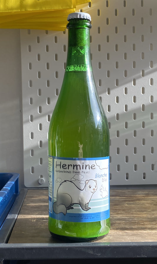 Fantome Hermine White