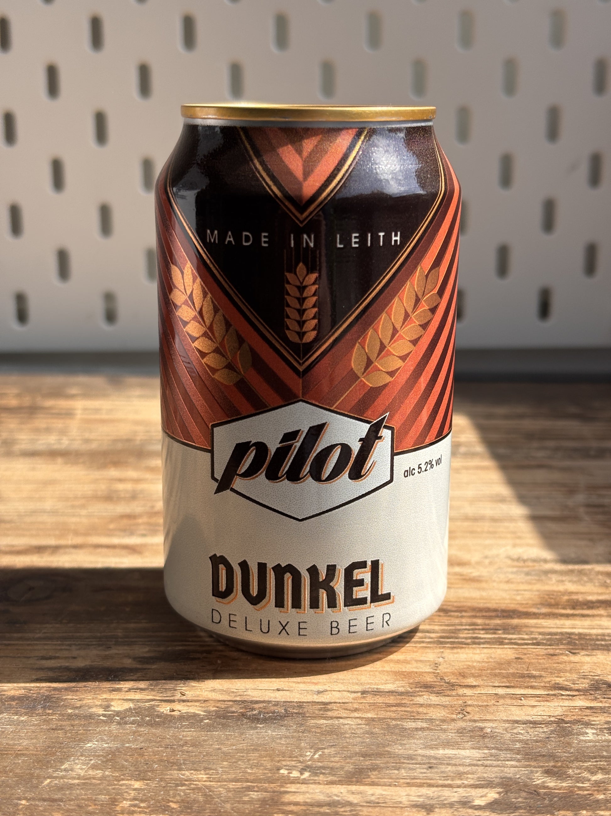 Pilot Dunkel at The Beerhive, Edinburgh. Free UK shipping.